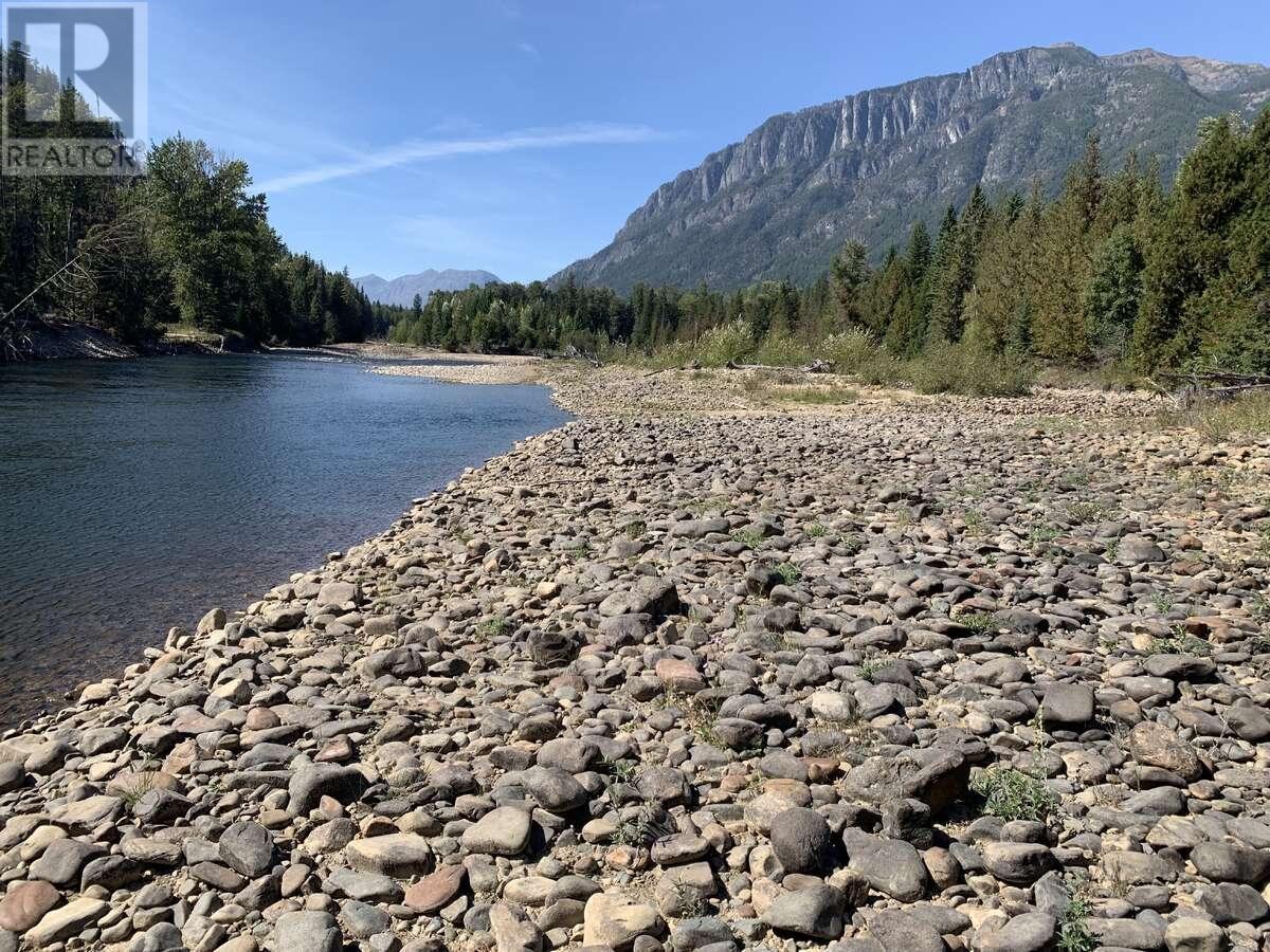 1896 St. Mary Lake Road, Kimberley, British Columbia  V1A 3K4 - Photo 8 - 2479919