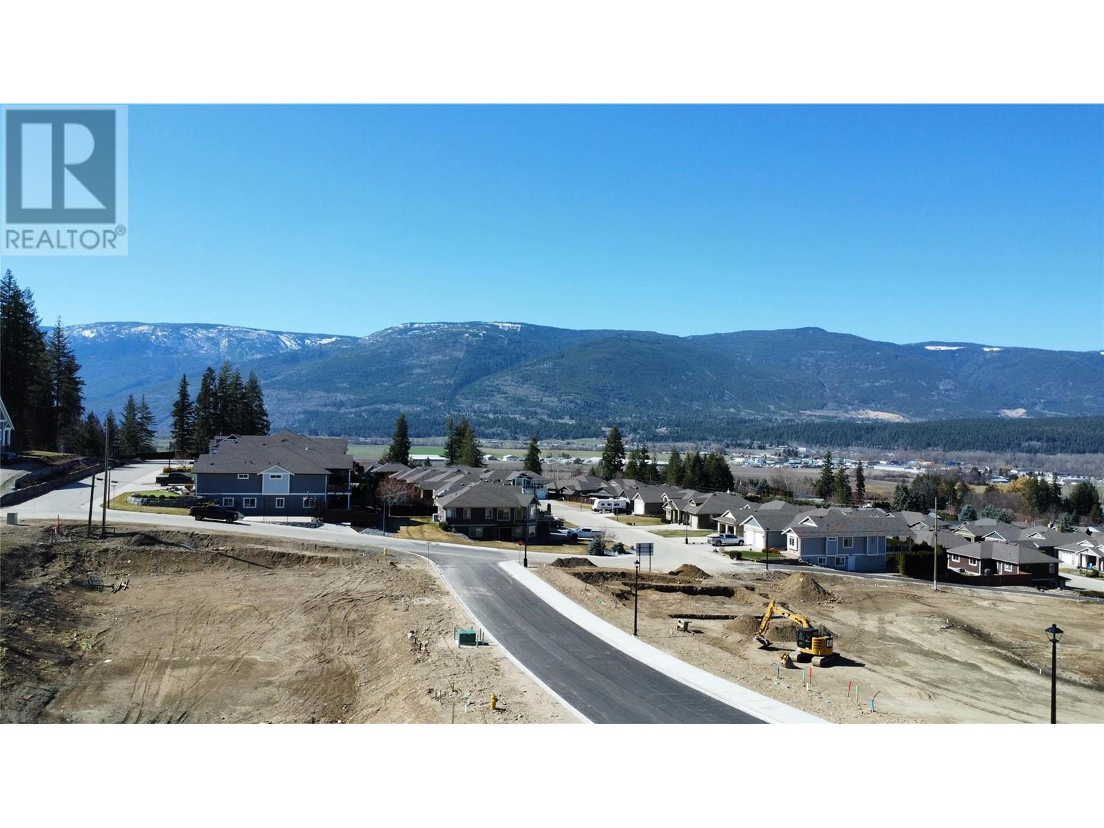 960 25 Avenue Sw, Salmon Arm, British Columbia  V1E 4M2 - Photo 3 - 10325570