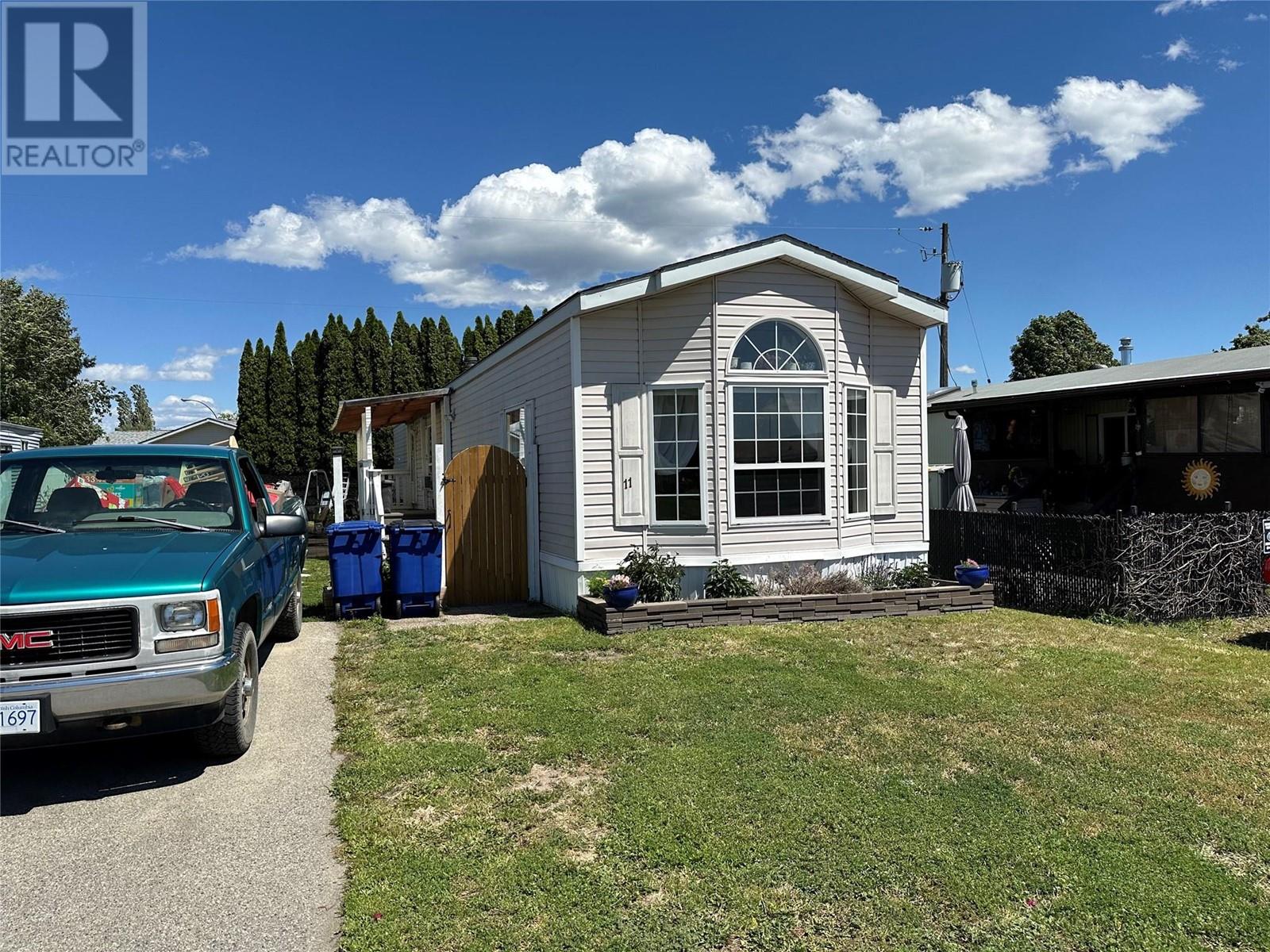 2035 Boucherie Road Unit# 11, West Kelowna, British Columbia  V4T 1Z6 - Photo 1 - 10325589