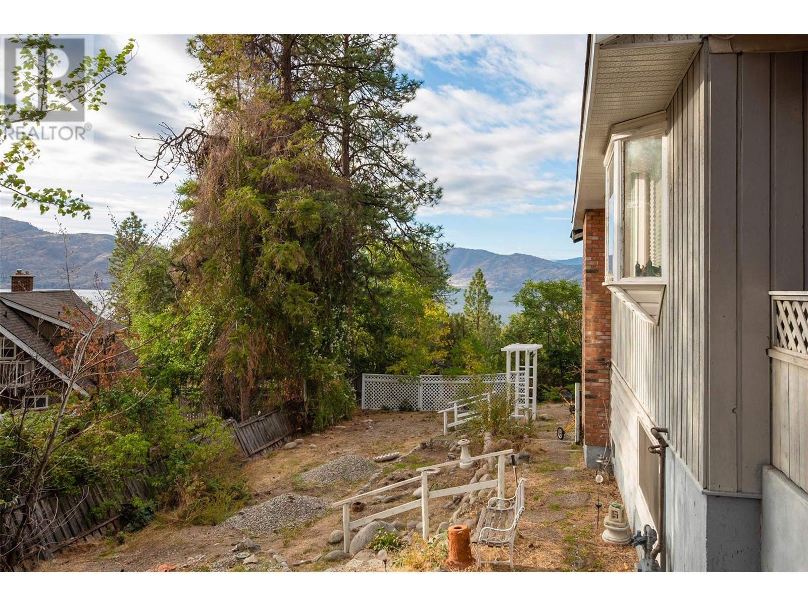 3972 Desert Pines Avenue, Peachland, British Columbia  V4T 1X2 - Photo 28 - 10325349