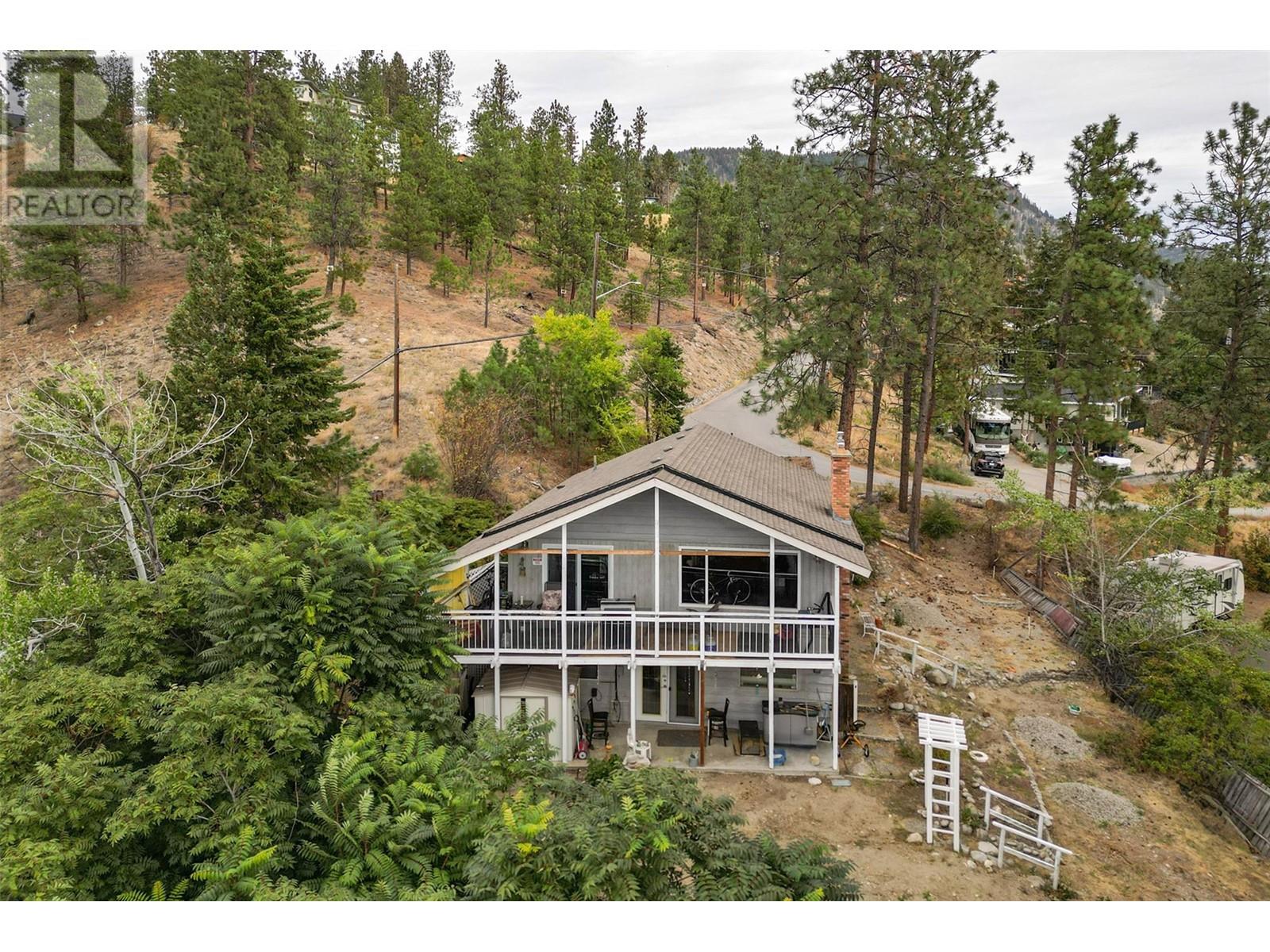 3972 Desert Pines Avenue, Peachland, British Columbia  V4T 1X2 - Photo 3 - 10325349