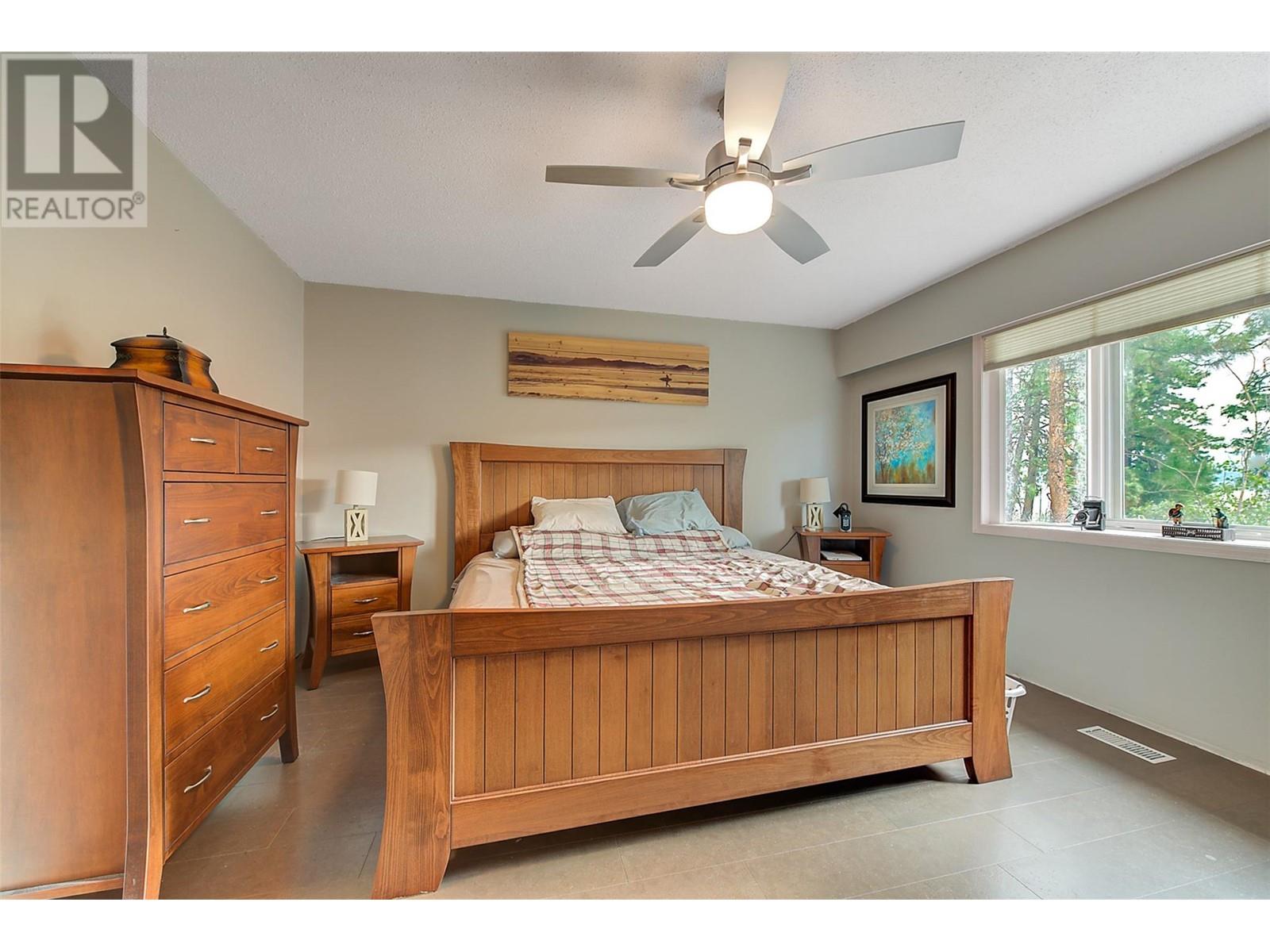 3972 Desert Pines Avenue, Peachland, British Columbia  V4T 1X2 - Photo 41 - 10325349