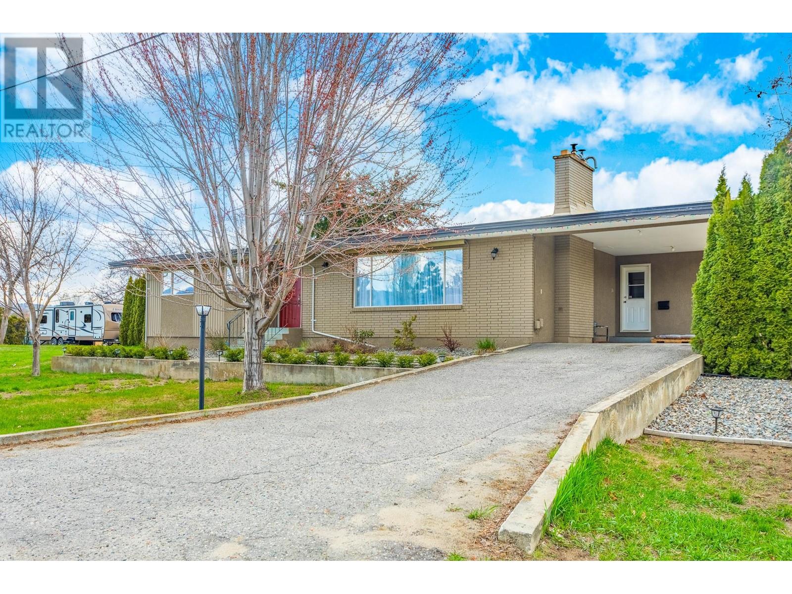 3259 St. Amand Road, Kelowna, British Columbia  V1W 3P2 - Photo 5 - 10325585