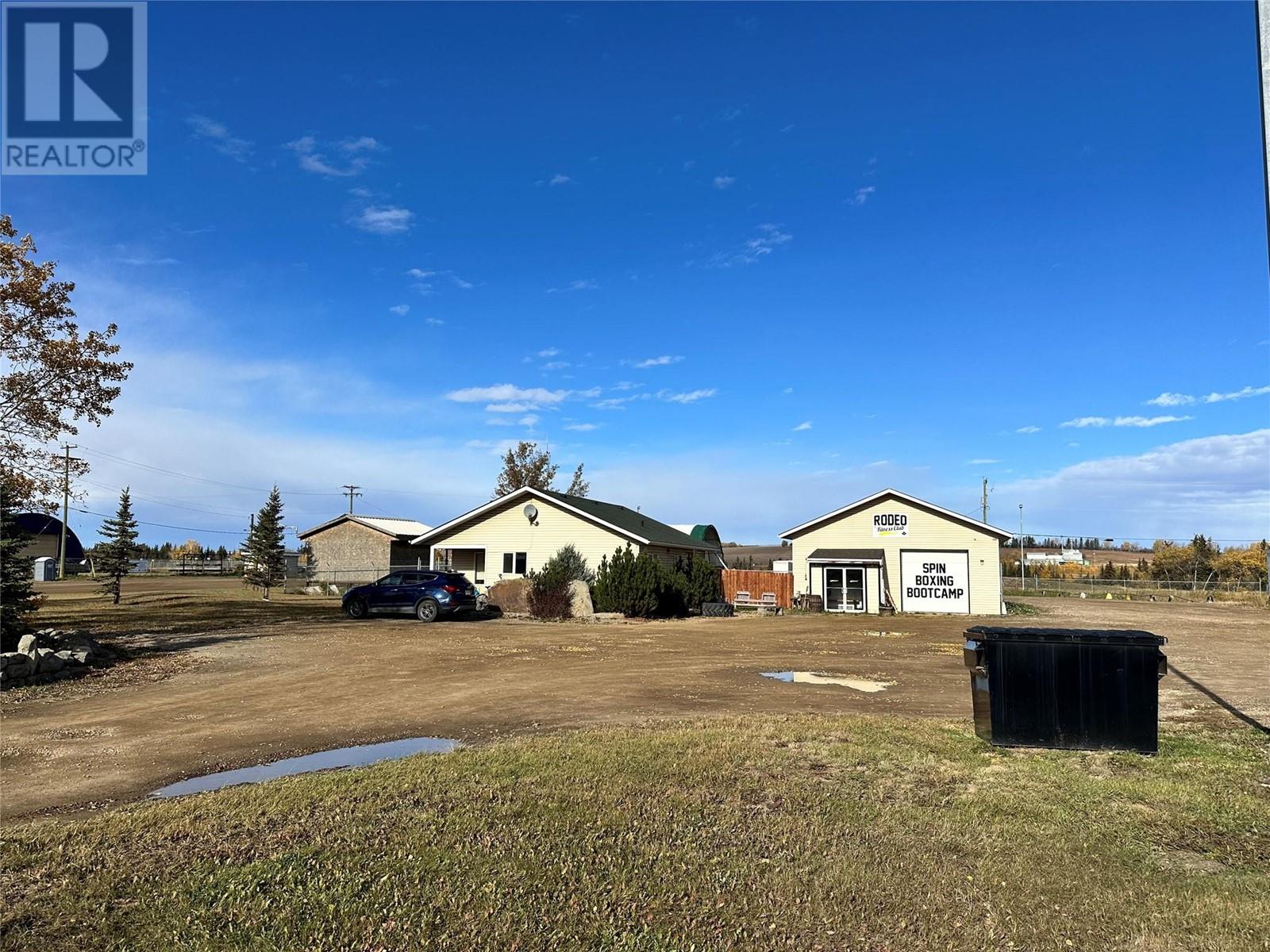 200 116 Avenue, Dawson Creek, British Columbia  V1G 3C8 - Photo 3 - 10325713