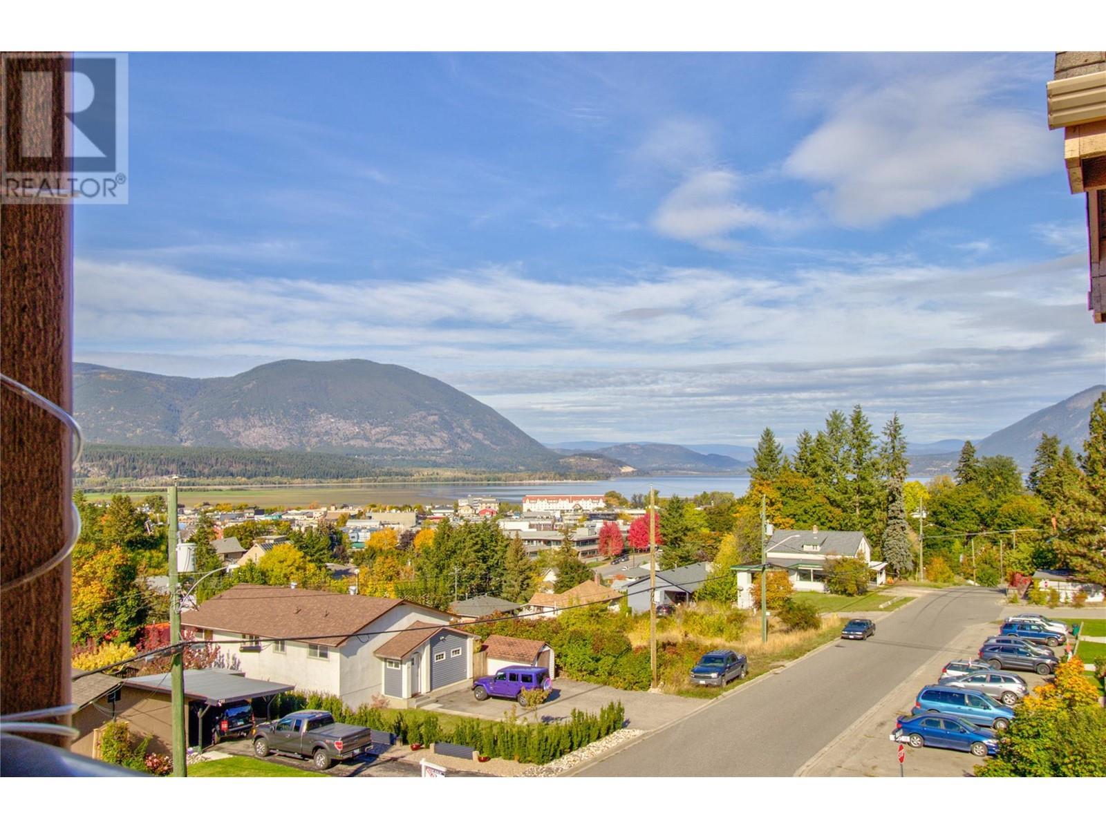 330 7 Street Unit# 304, Salmon Arm, British Columbia  V1E 1S7 - Photo 4 - 10325741