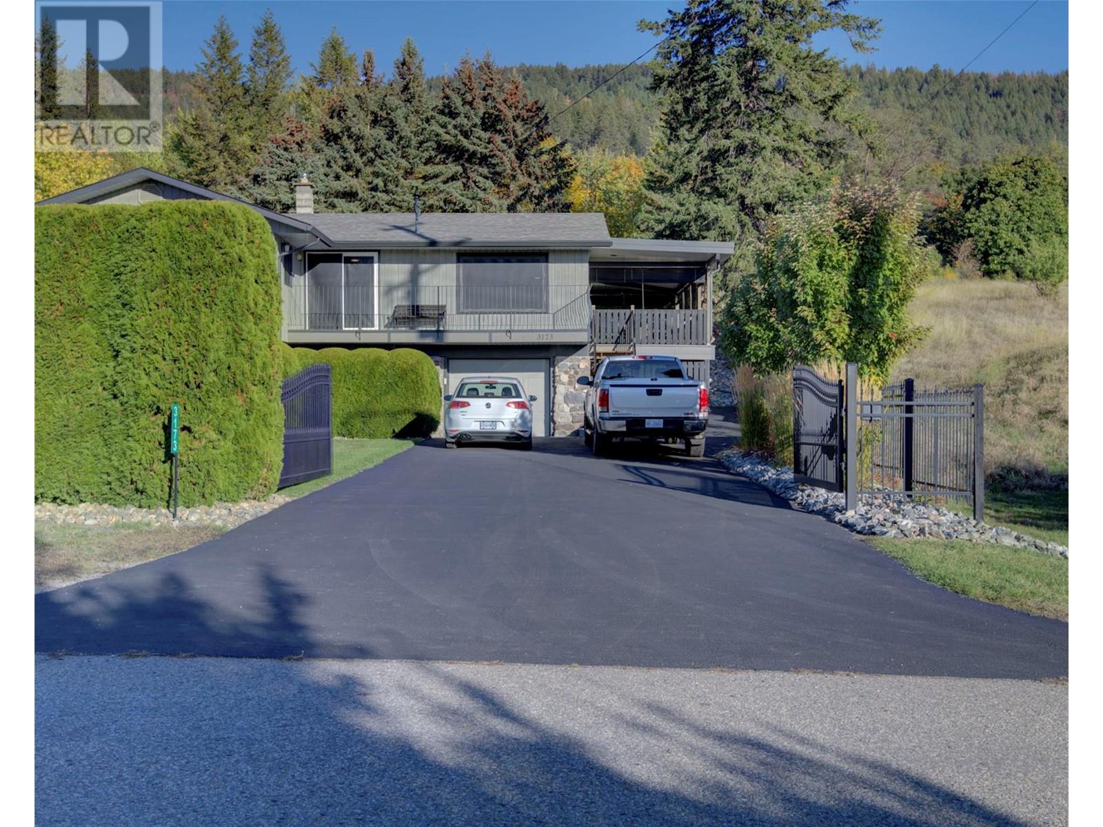 3173 Phillips Road, Vernon, British Columbia  V1B 3H6 - Photo 5 - 10325693