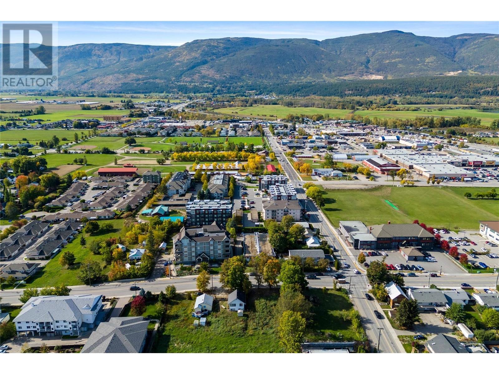 560, 580, 610 Shuswap Street Se, Salmon Arm, British Columbia  V1E 2B9 - Photo 14 - 10325654