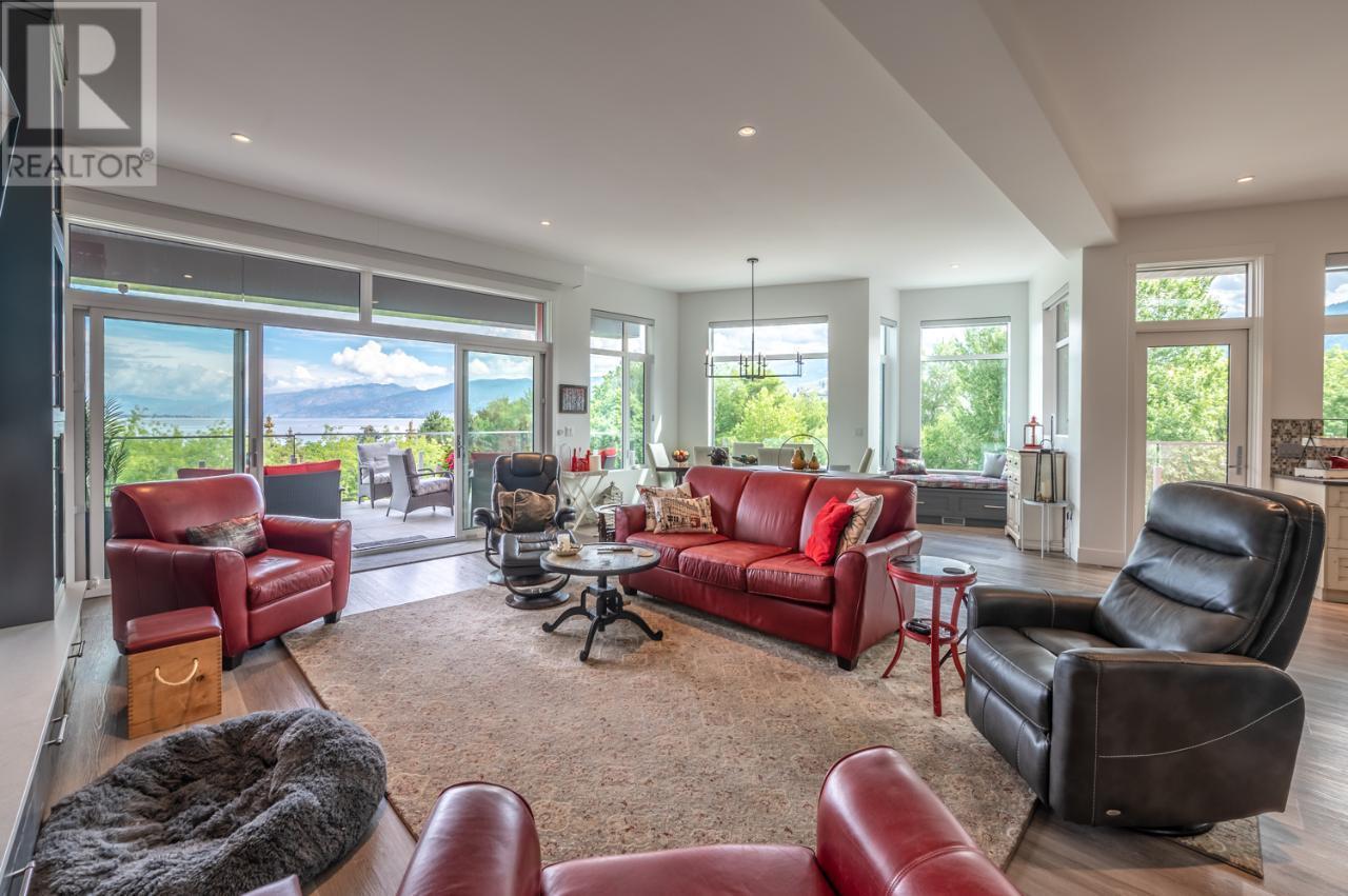 88 Lakeshore Drive, Penticton, British Columbia  V2A 1B5 - Photo 8 - 10325941