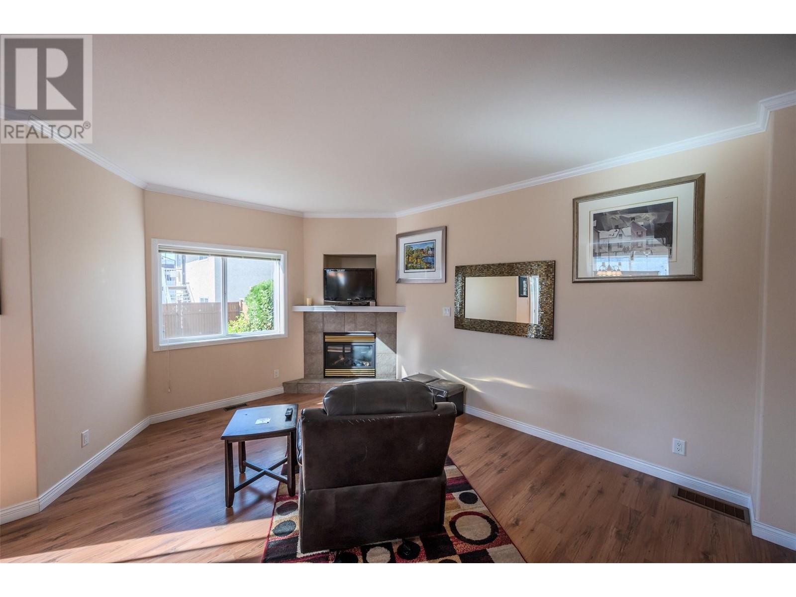 148 Roy Avenue Unit# 6, Penticton, British Columbia  V2A 3M9 - Photo 2 - 10326051