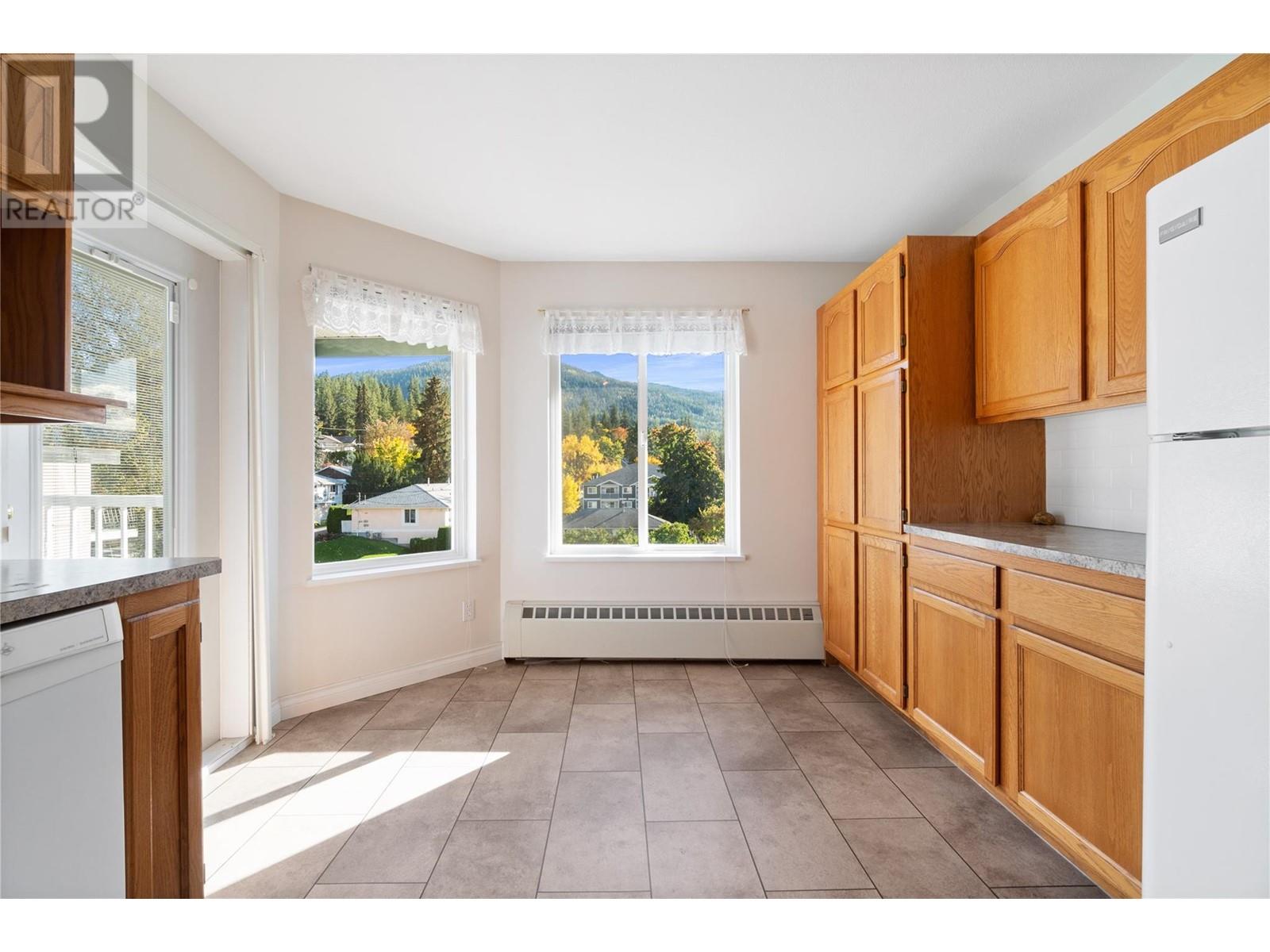 250 5 Street Se Unit# 307, Salmon Arm, British Columbia  V1E 1J8 - Photo 38 - 10325789