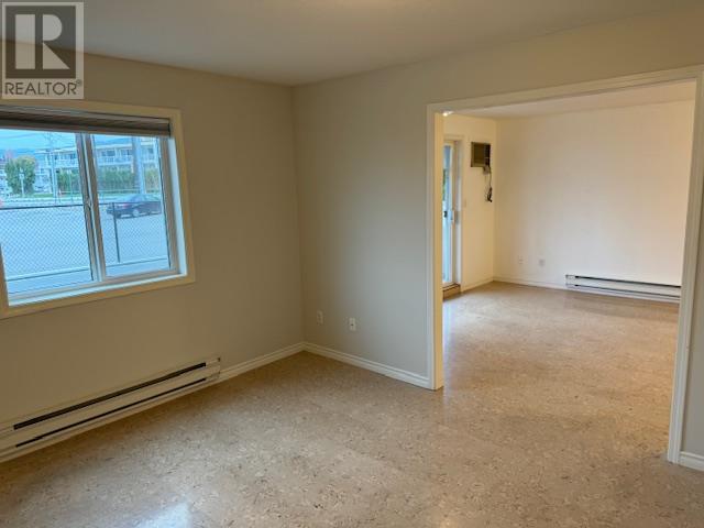 2401 South Main Street Unit# 102, Penticton, British Columbia  V2A 5J1 - Photo 3 - 10326267