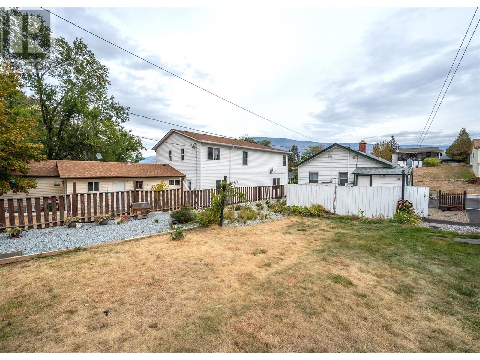 6546 Hollow Street, Oliver, British Columbia  V0H 1T0 - Photo 7 - 10326204