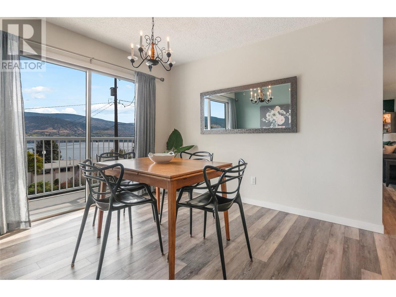 4258 Sage Mesa Drive, Penticton, British Columbia  V2A 9A3 - Photo 6 - 10326383