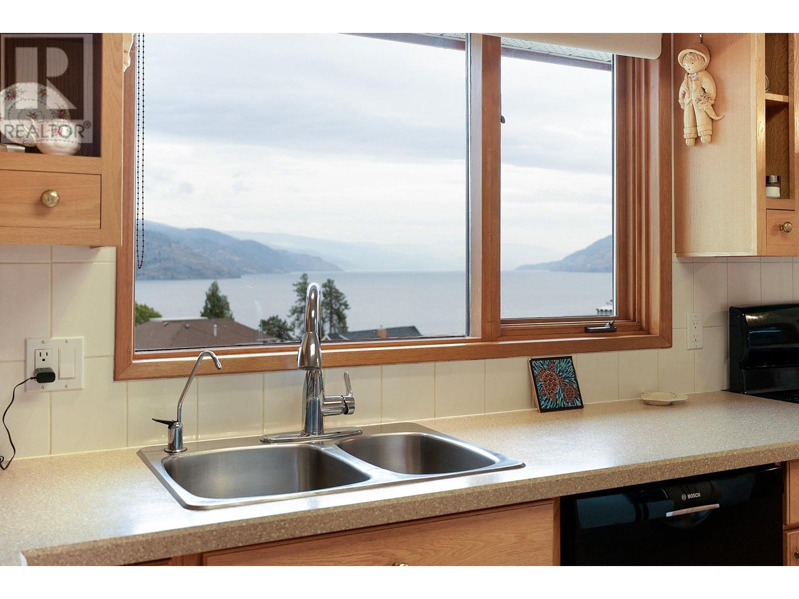 6514 Ferguson Place, Peachland, British Columbia  V0H 1X7 - Photo 25 - 10326171