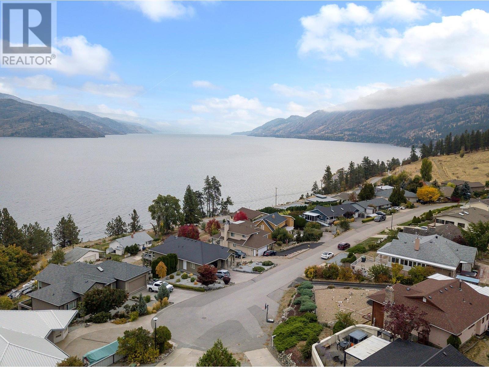 6514 Ferguson Place, Peachland, British Columbia  V0H 1X7 - Photo 4 - 10326171