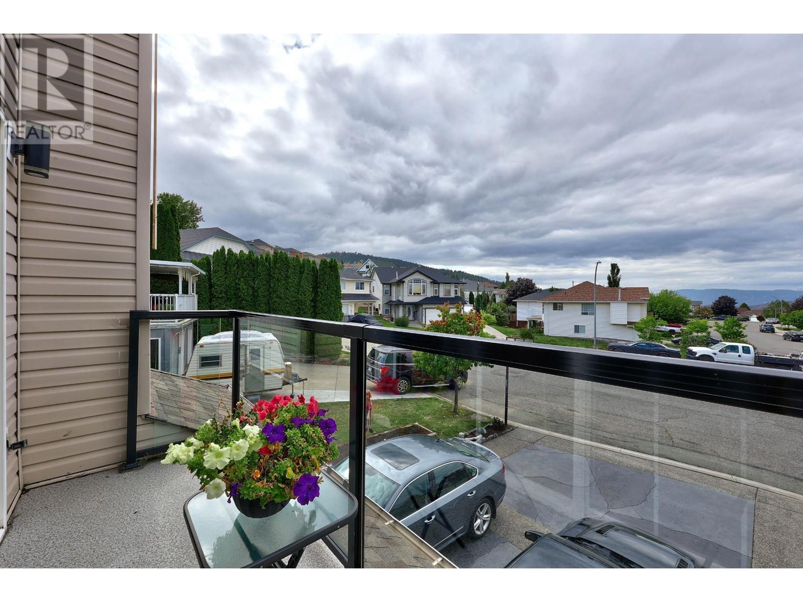 829 Dunrobin Drive, Kamloops, British Columbia  V2H 1T7 - Photo 10 - 181435