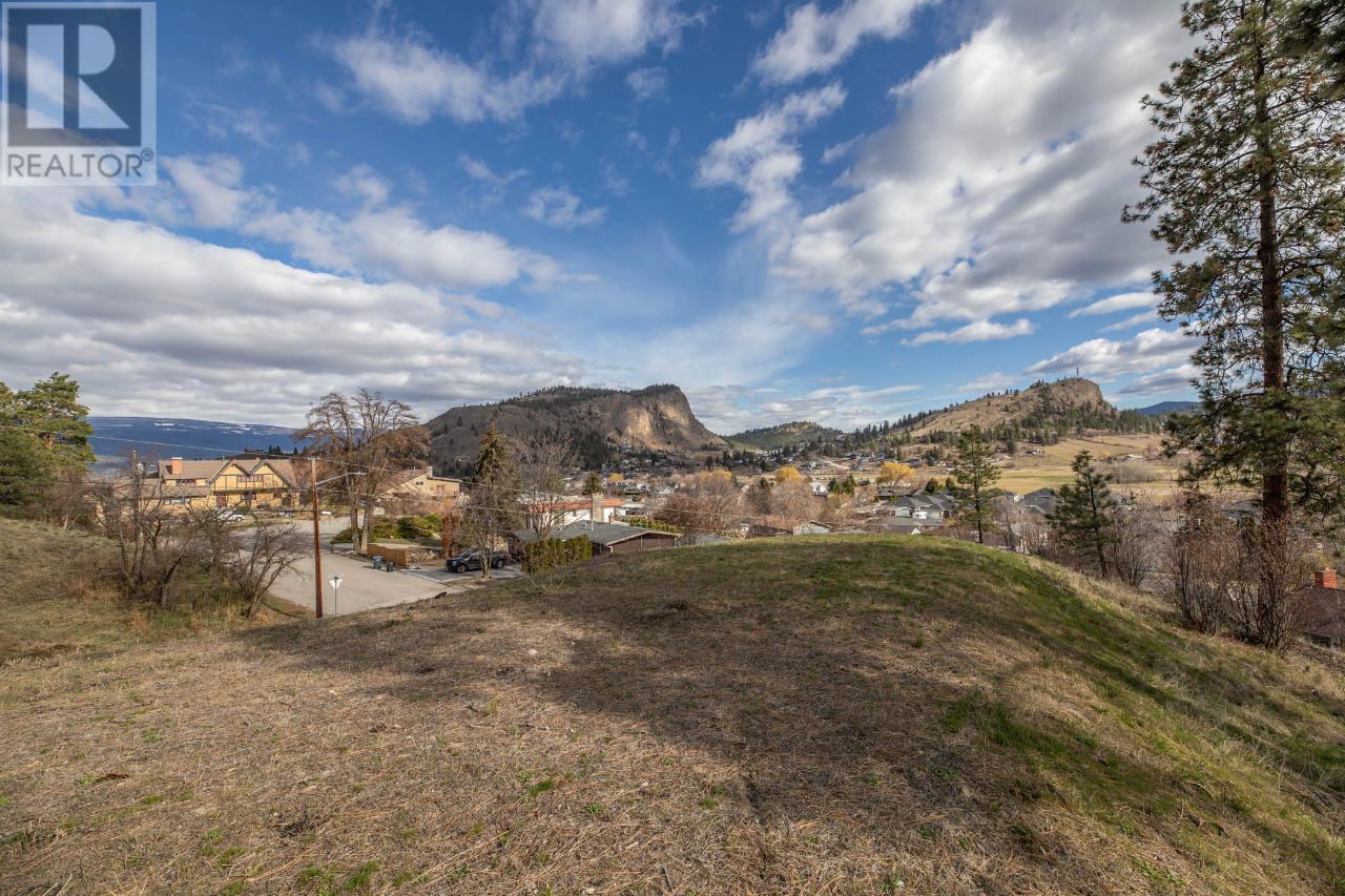 12402 Blagborne Avenue, Summerland, British Columbia  V0H 1Z8 - Photo 3 - 10326469