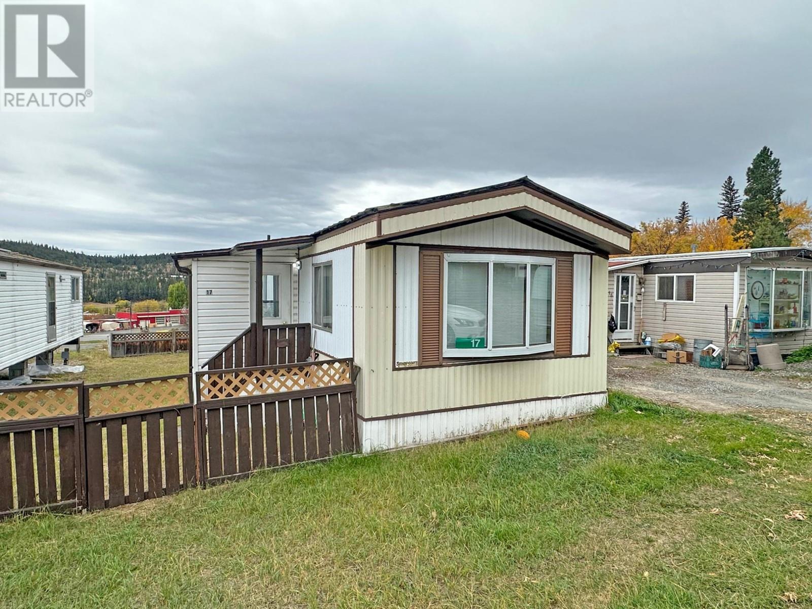 1620 Cariboo  97 Highway Unit# 17, Clinton, British Columbia  V0K 1K0 - Photo 2 - 181453