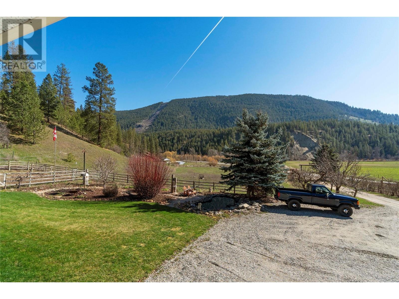 2720 Salmon River Road, Salmon Arm, British Columbia  V1E 3H8 - Photo 33 - 10326484