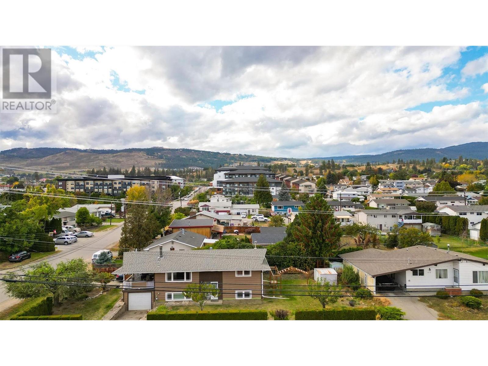 3645 Gosset Road Unit# 313, West Kelowna, British Columbia  V1Z 4C9 - Photo 1 - 10326599