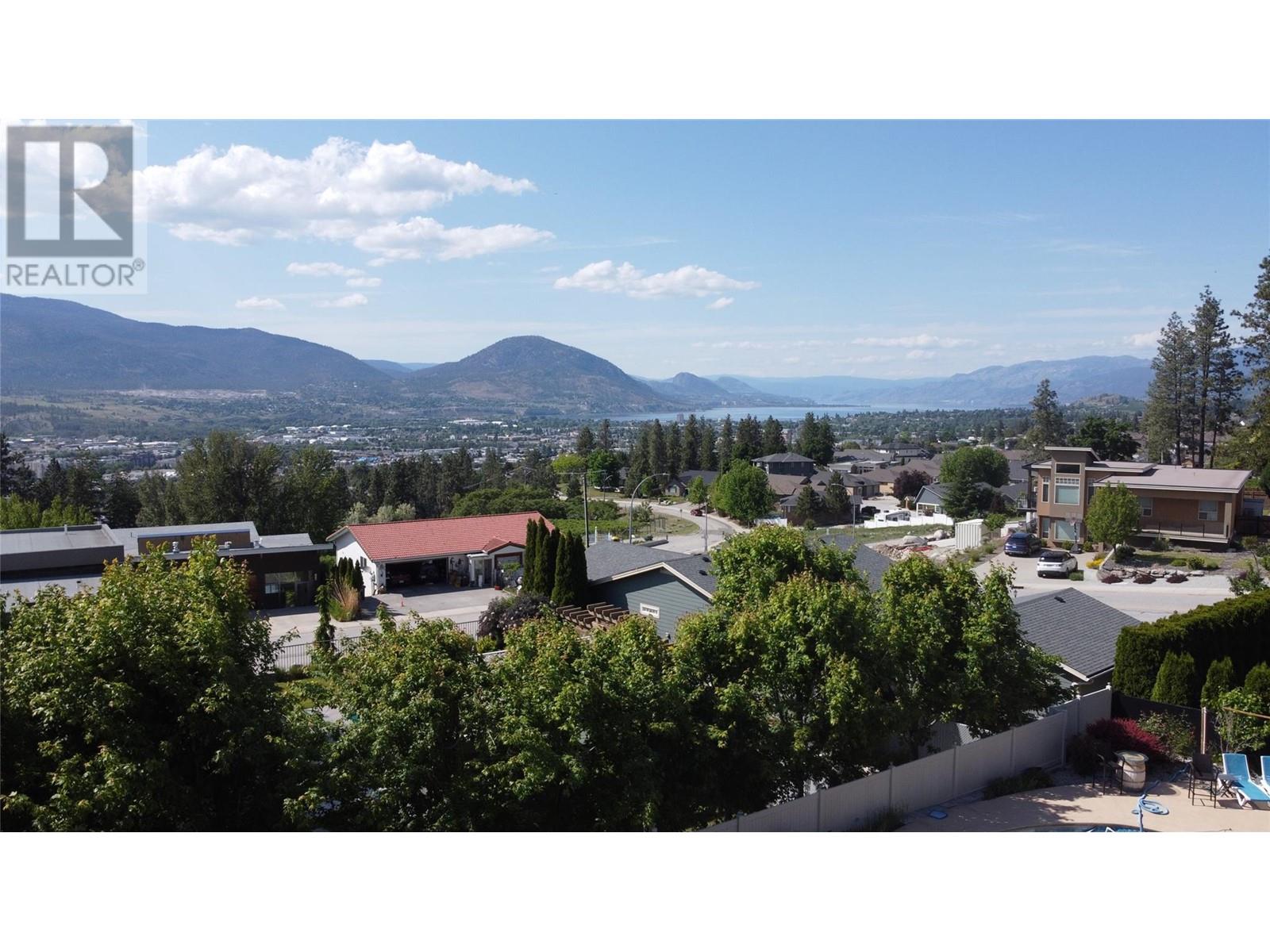 2931 Juniper Drive, Penticton, British Columbia  V2A 7T1 - Photo 6 - 10326649