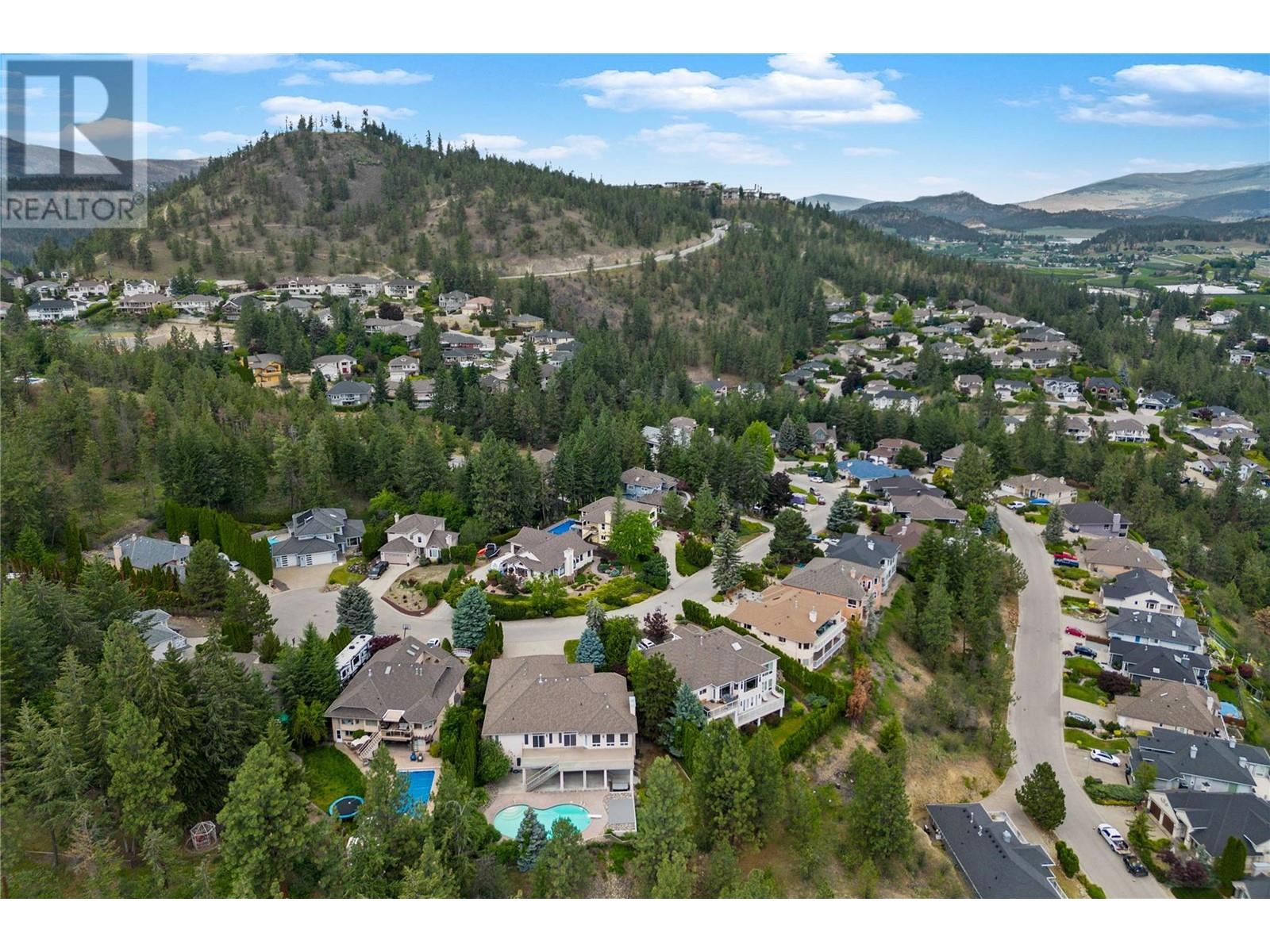 947 Purcell Court, Kelowna, British Columbia  V1V 1N7 - Photo 2 - 10326618