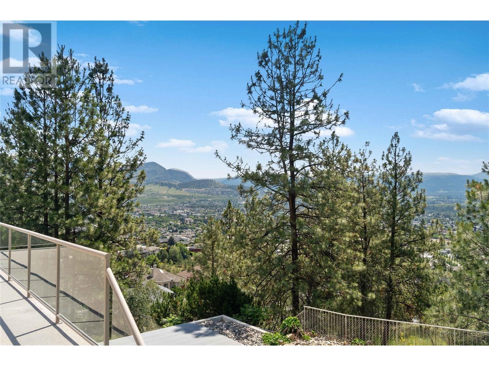 947 Purcell Court, Kelowna, British Columbia  V1V 1N7 - Photo 5 - 10326618