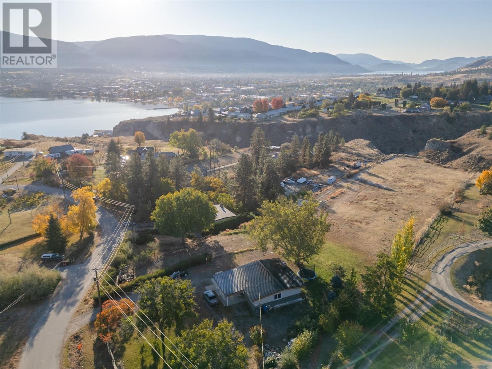 303 Hyslop Drive, Penticton, British Columbia  V2A 8Z9 - Photo 34 - 10326801