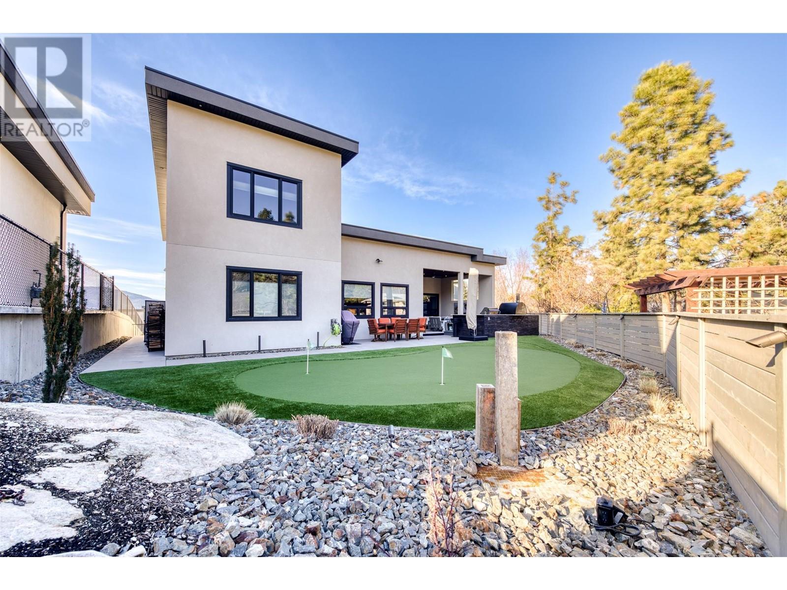 146 Avery Place, Penticton, British Columbia  V2A 0B4 - Photo 65 - 10326765