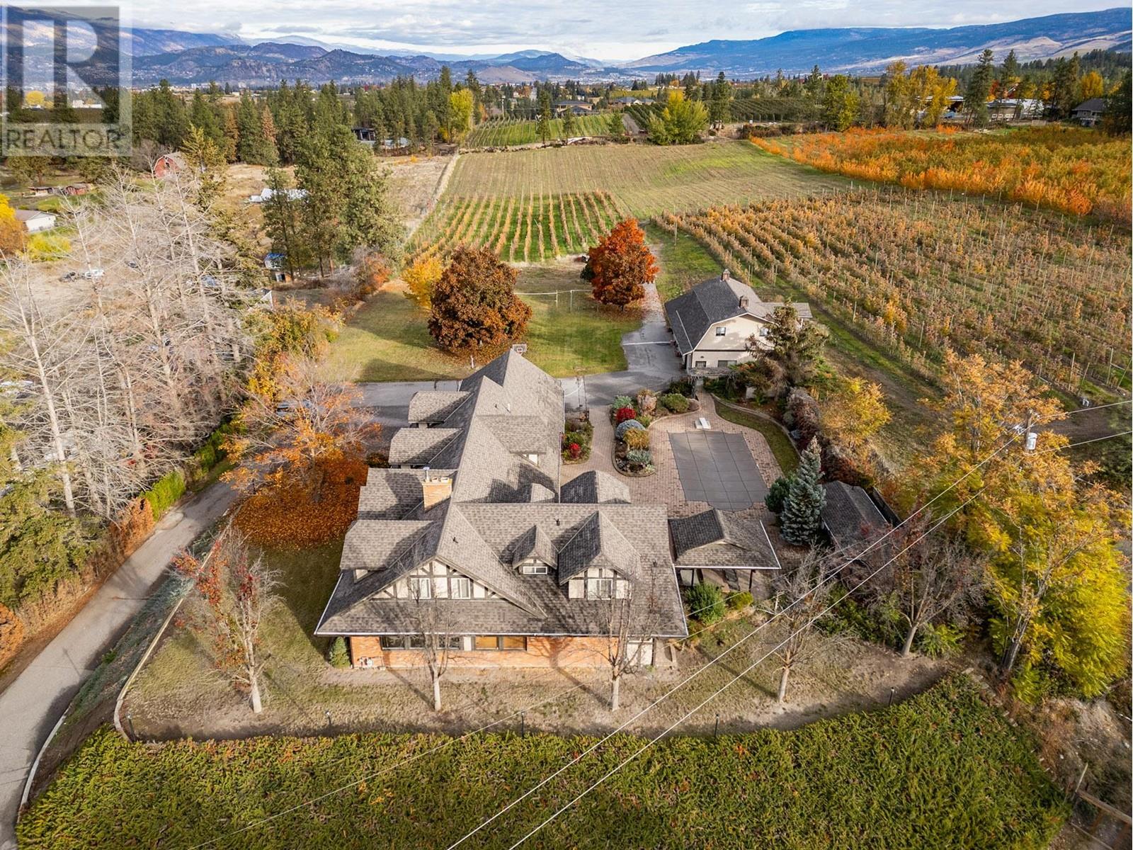 3310 Mathews Road, Kelowna, British Columbia  V1W 4C4 - Photo 3 - 10326824