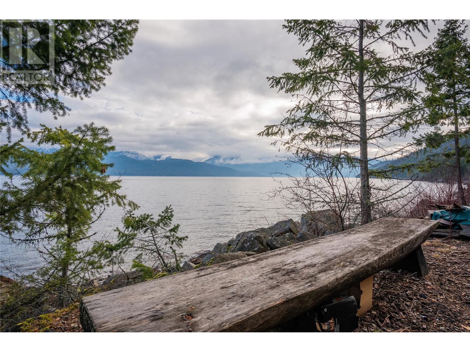 397 Park Avenue, Procter, British Columbia  V1L 0B6 - Photo 34 - 10326820