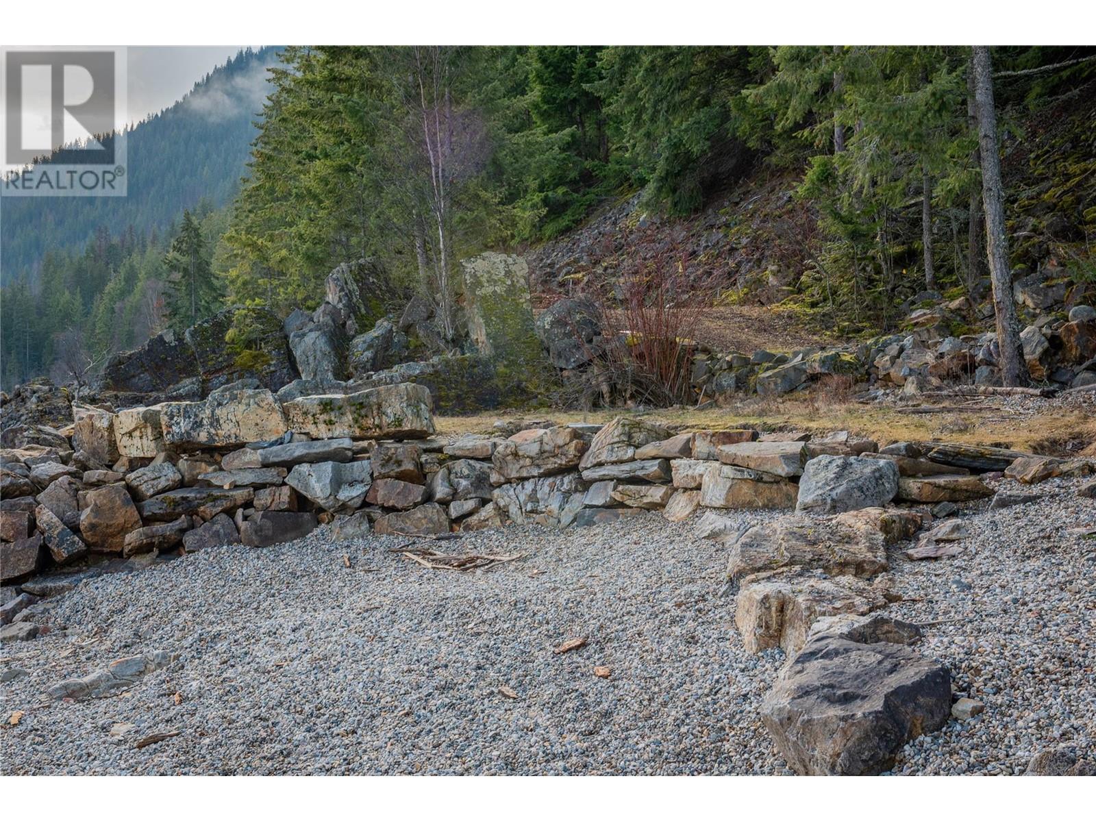 397 Park Avenue, Procter, British Columbia  V1L 0B6 - Photo 59 - 10326820