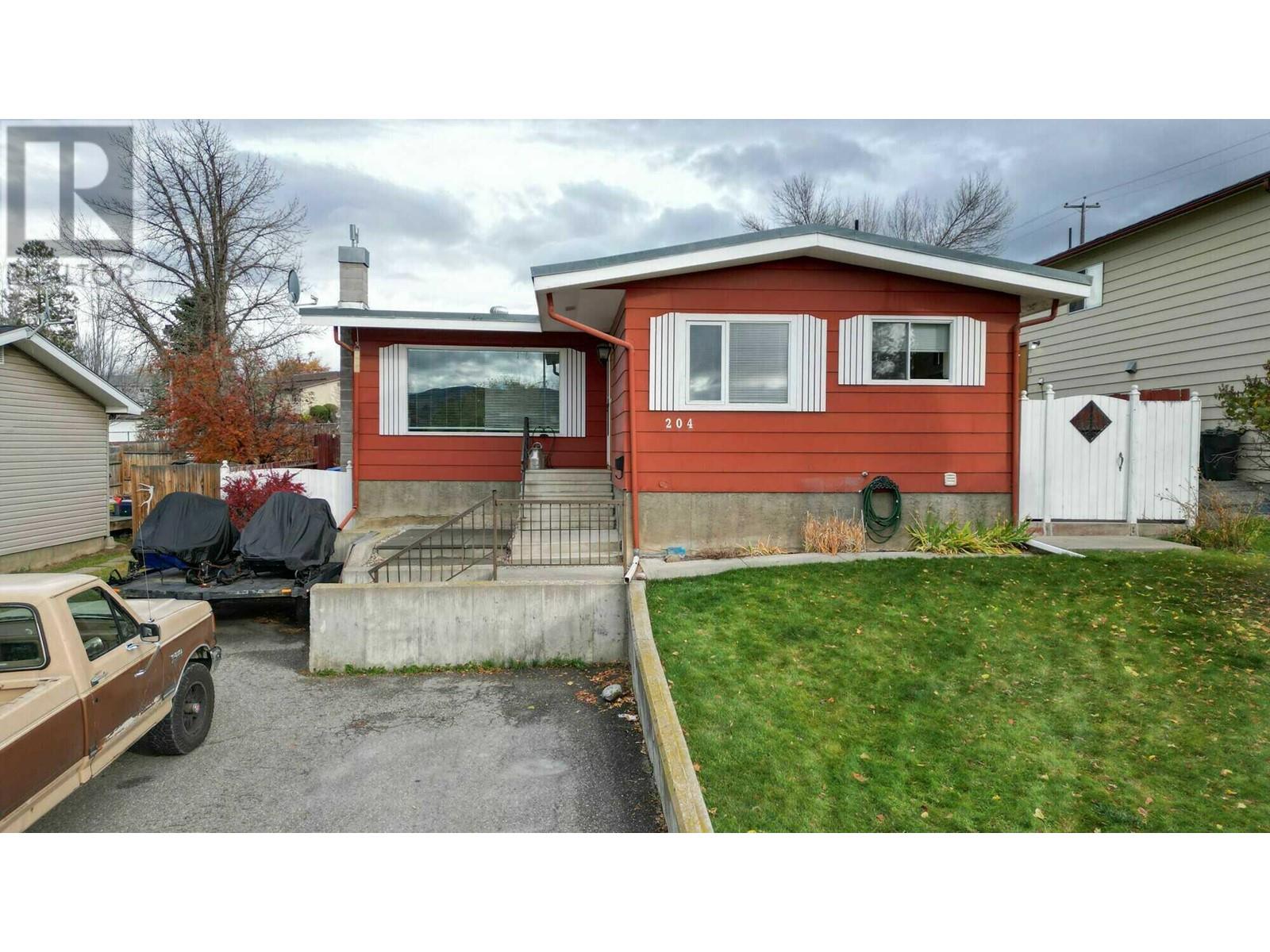 204 21 Avenue N, Cranbrook, British Columbia  V1C 4M6 - Photo 1 - 10326892