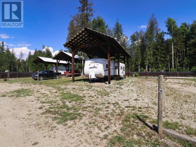 1701 Ireland Road Unit# 10, North Shuswap, British Columbia  V0E 1M9 - Photo 2 - 177908