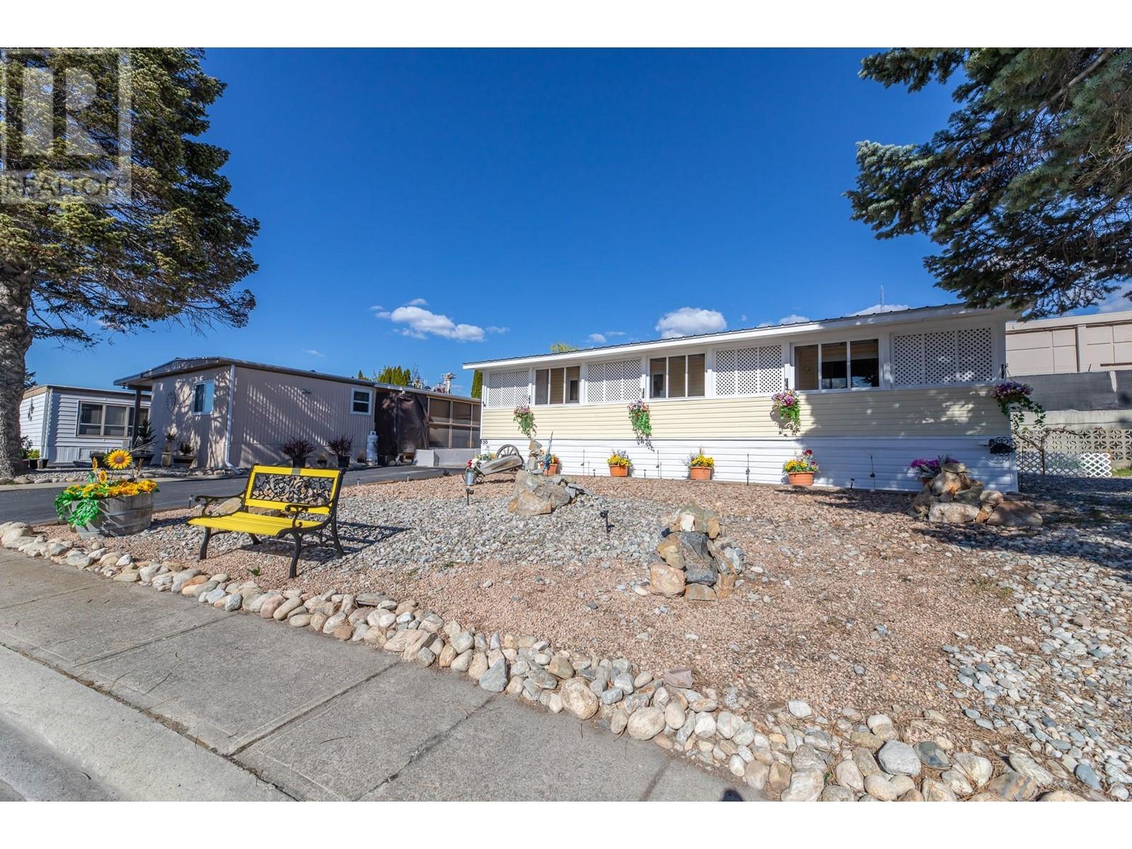 98 Okanagan Avenue E Unit# 88, Penticton, British Columbia  V2A 3J5 - Photo 1 - 10327144