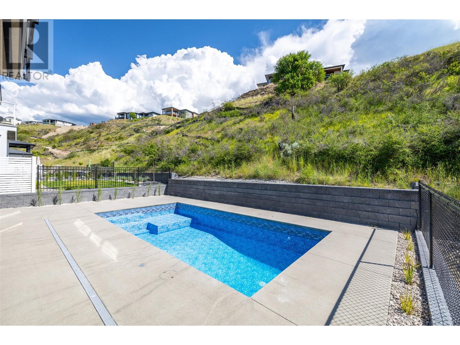 411 Vision Court, Kelowna, British Columbia  V1W 0C4 - Photo 21 - 10327108