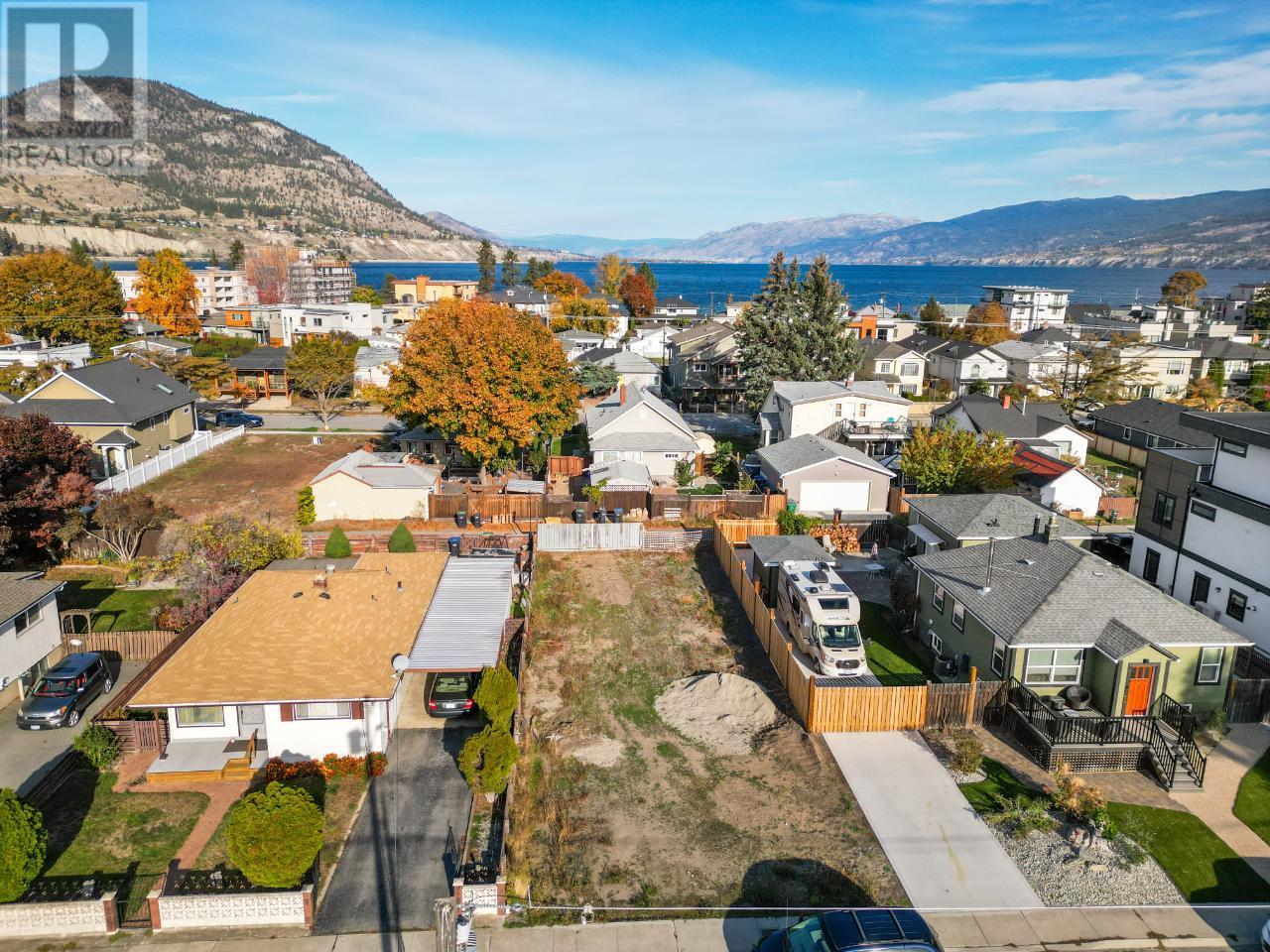 515 Heales Avenue, Penticton, British Columbia  V2A 1G5 - Photo 5 - 10327096