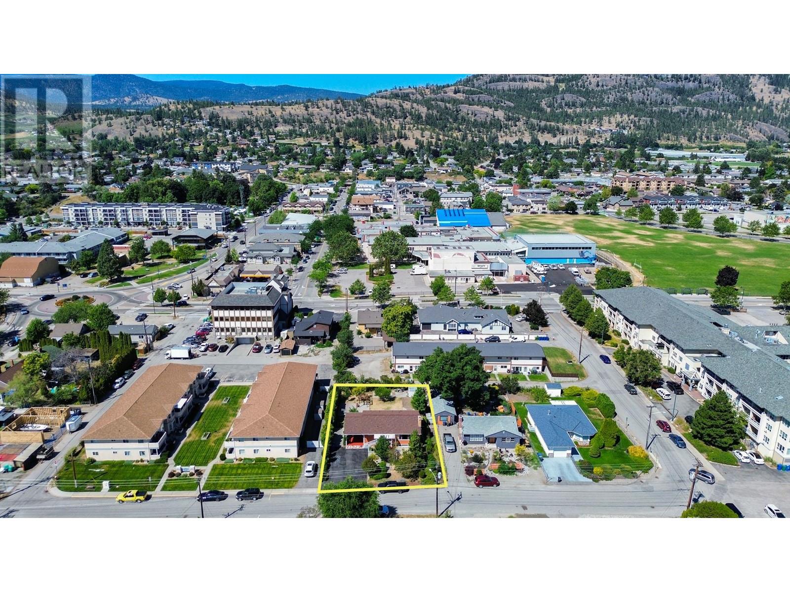 13018 Armstrong Avenue, Summerland, British Columbia  V0H 1Z0 - Photo 1 - 10327038