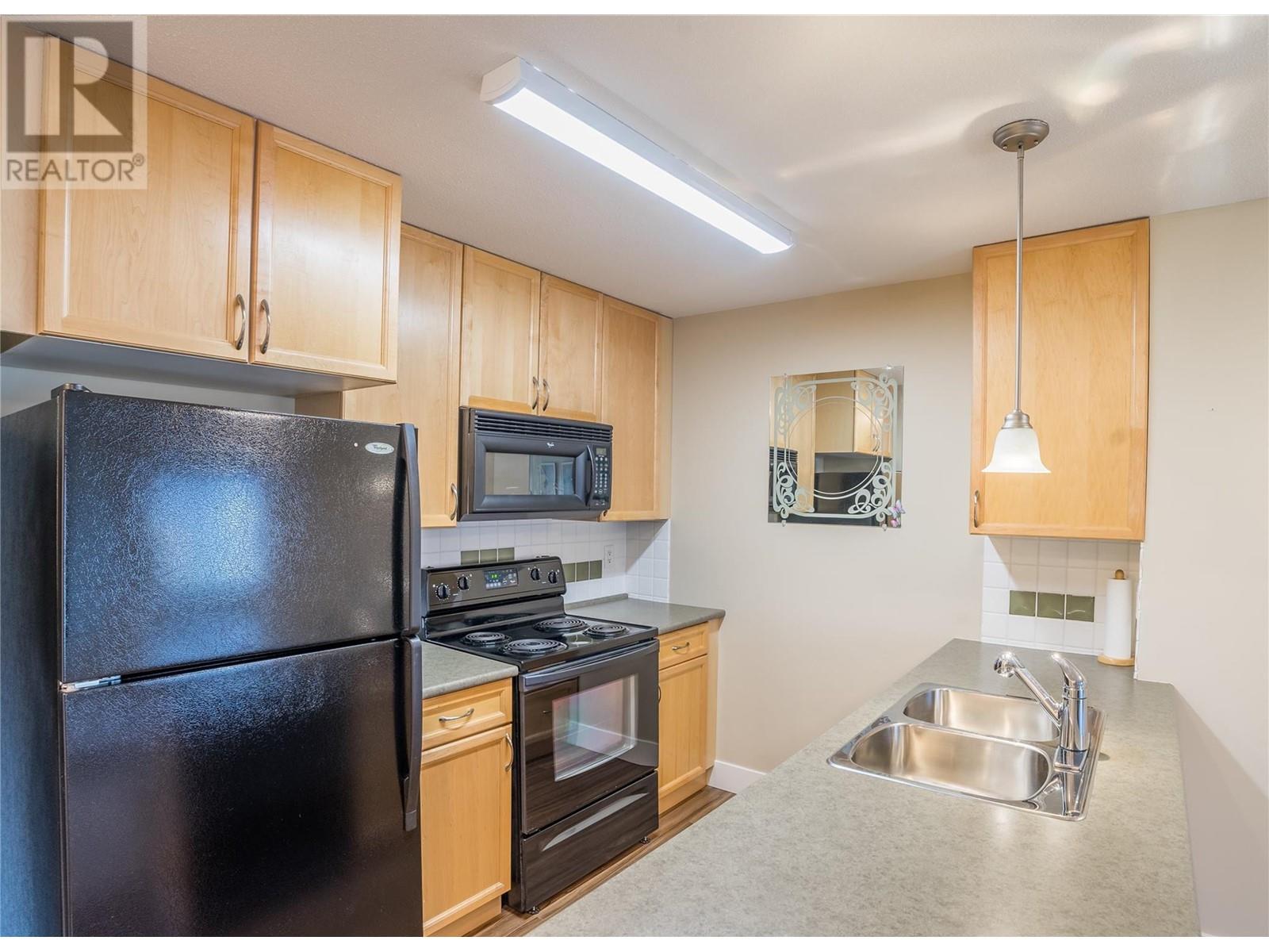 256 Hastings Avenue Unit# 211, Penticton, British Columbia  V2A 2V6 - Photo 7 - 10327015