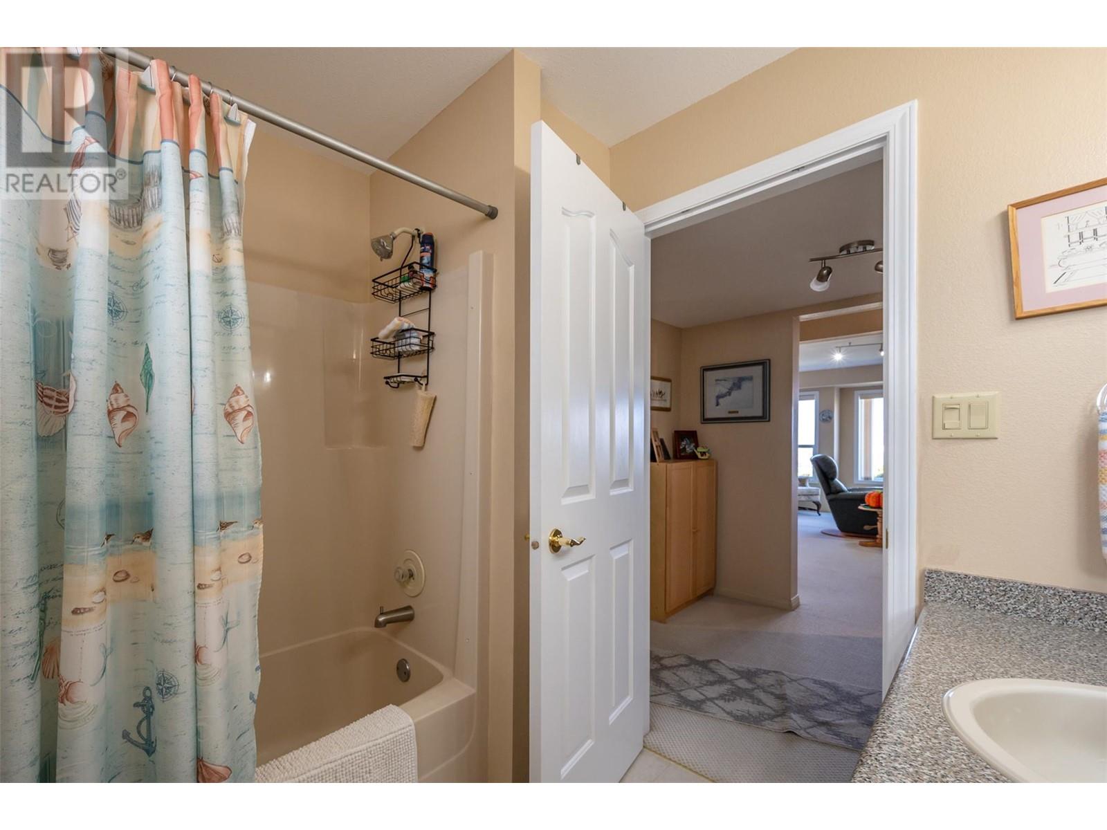 1608 Holden Road, Penticton, British Columbia  V2A 8M9 - Photo 60 - 10326872