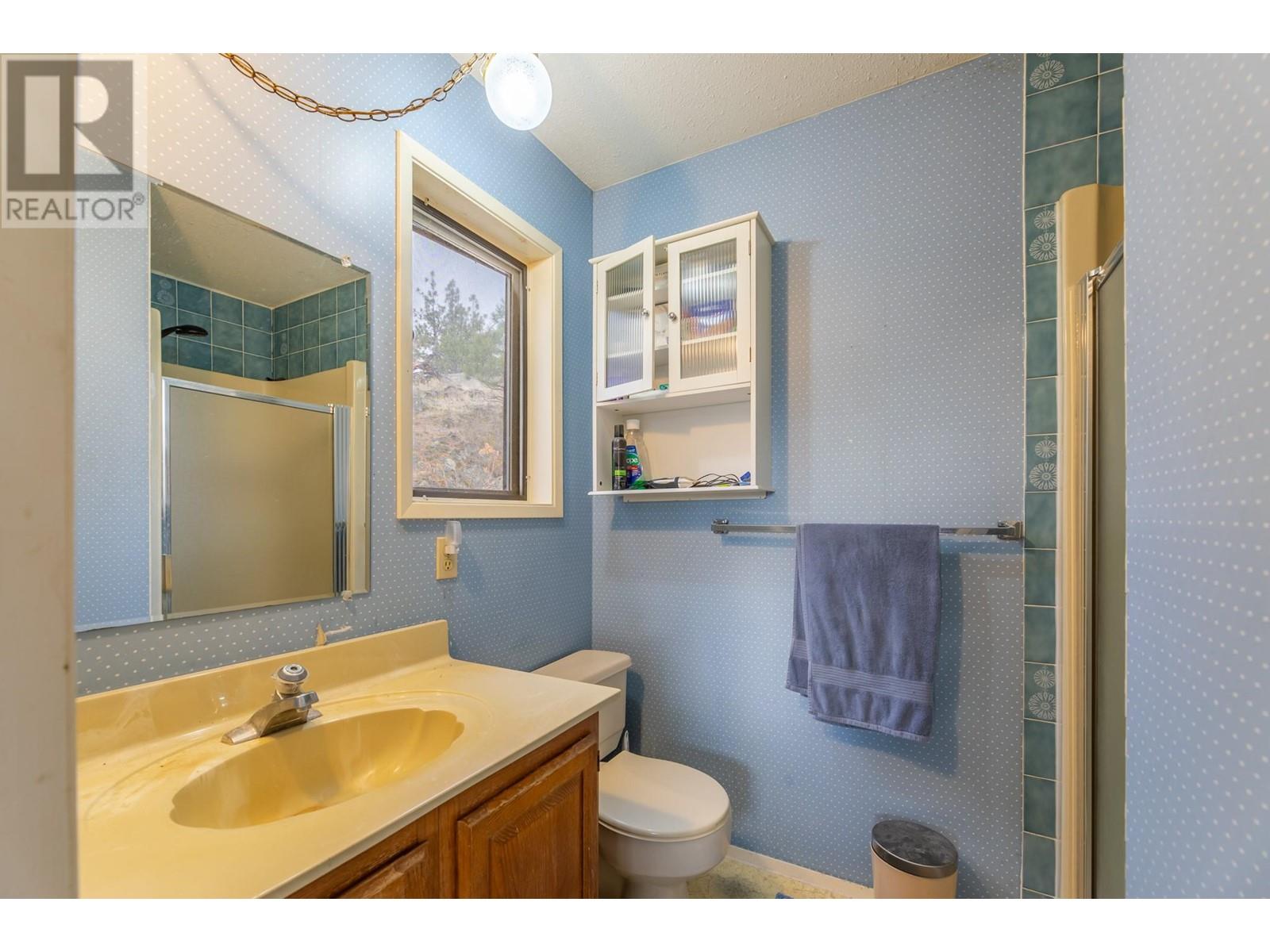 223 Sunnybrook Drive, Okanagan Falls, British Columbia  V0H 1R3 - Photo 21 - 10327287