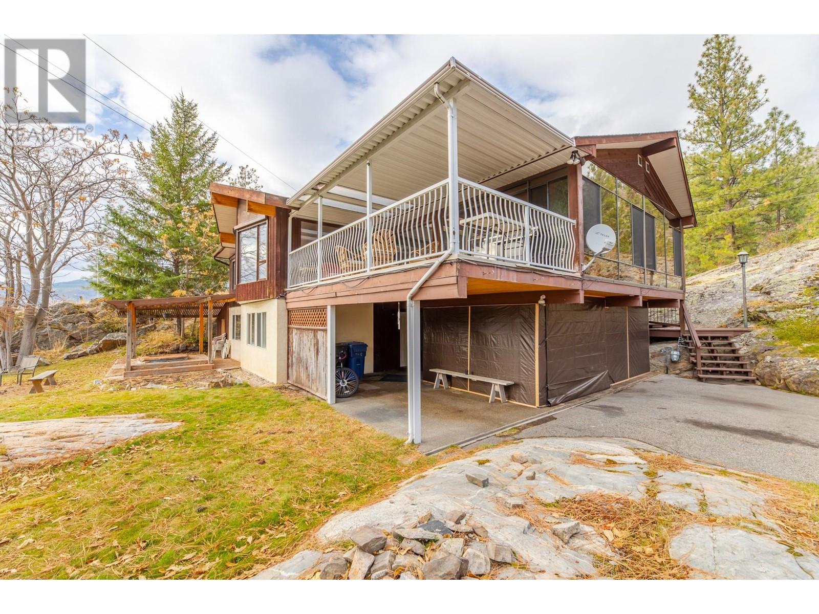 223 Sunnybrook Drive, Okanagan Falls, British Columbia  V0H 1R3 - Photo 35 - 10327287