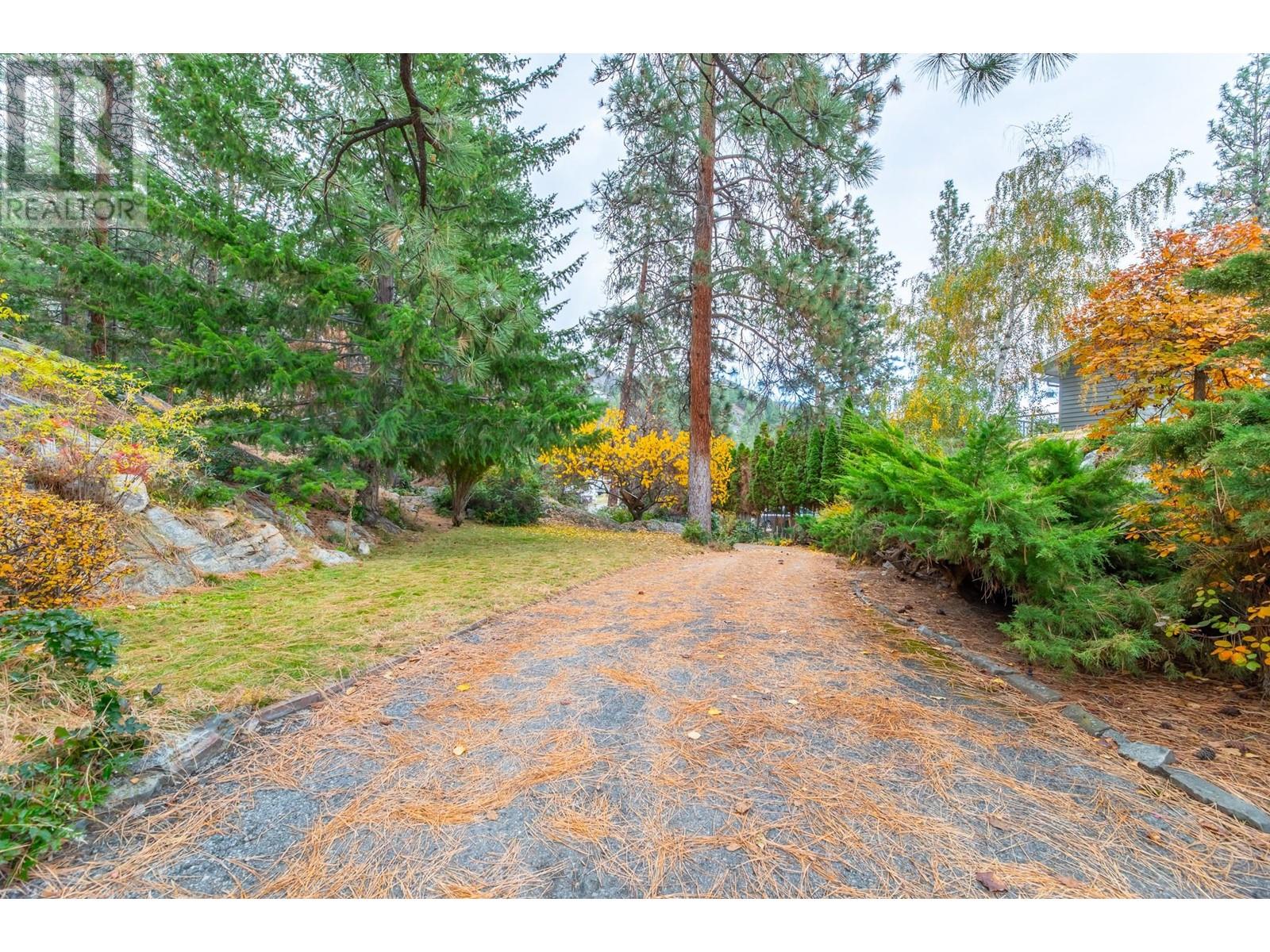 223 Sunnybrook Drive, Okanagan Falls, British Columbia  V0H 1R3 - Photo 44 - 10327287