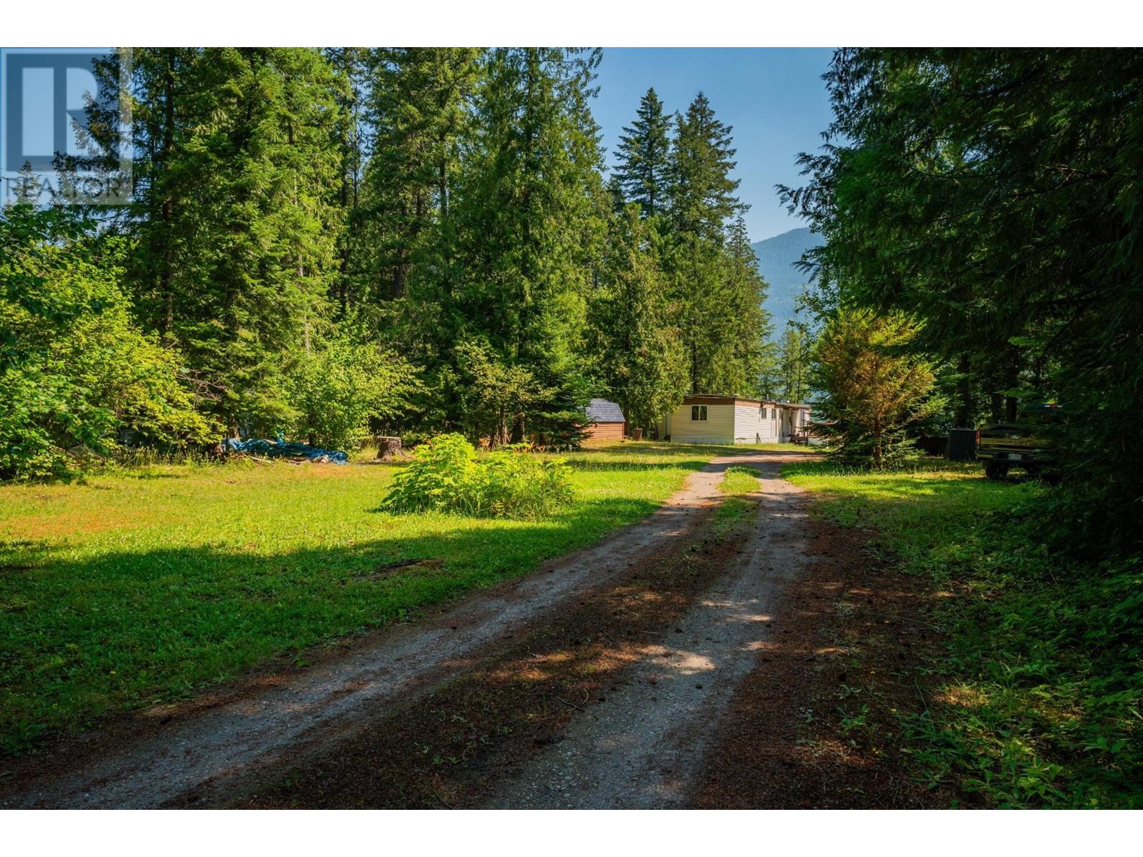 2048 3a Highway, Tarrys, British Columbia  V1N 4N1 - Photo 2 - 10327311