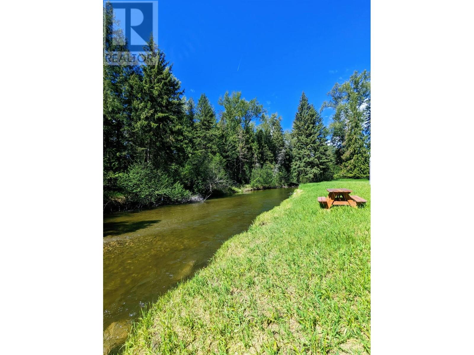 789 Shuswap River Drive, Lumby, British Columbia  V0E 2G6 - Photo 3 - 10327336