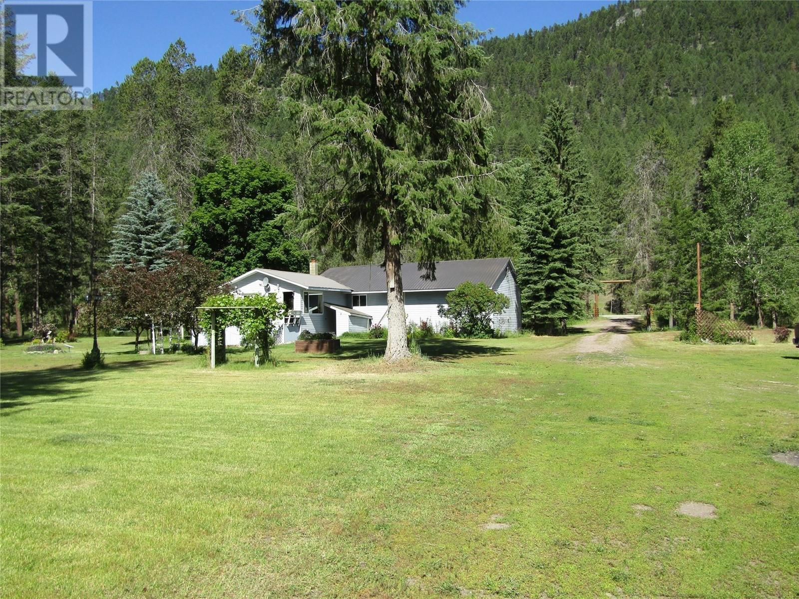 3260 Christian Valley Road, Westbridge, British Columbia  V0H 2B0 - Photo 21 - 10327153