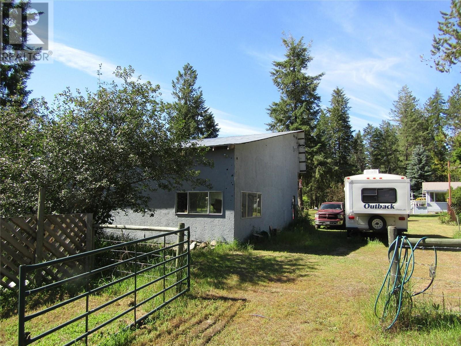 3260 Christian Valley Road, Westbridge, British Columbia  V0H 2B0 - Photo 4 - 10327153