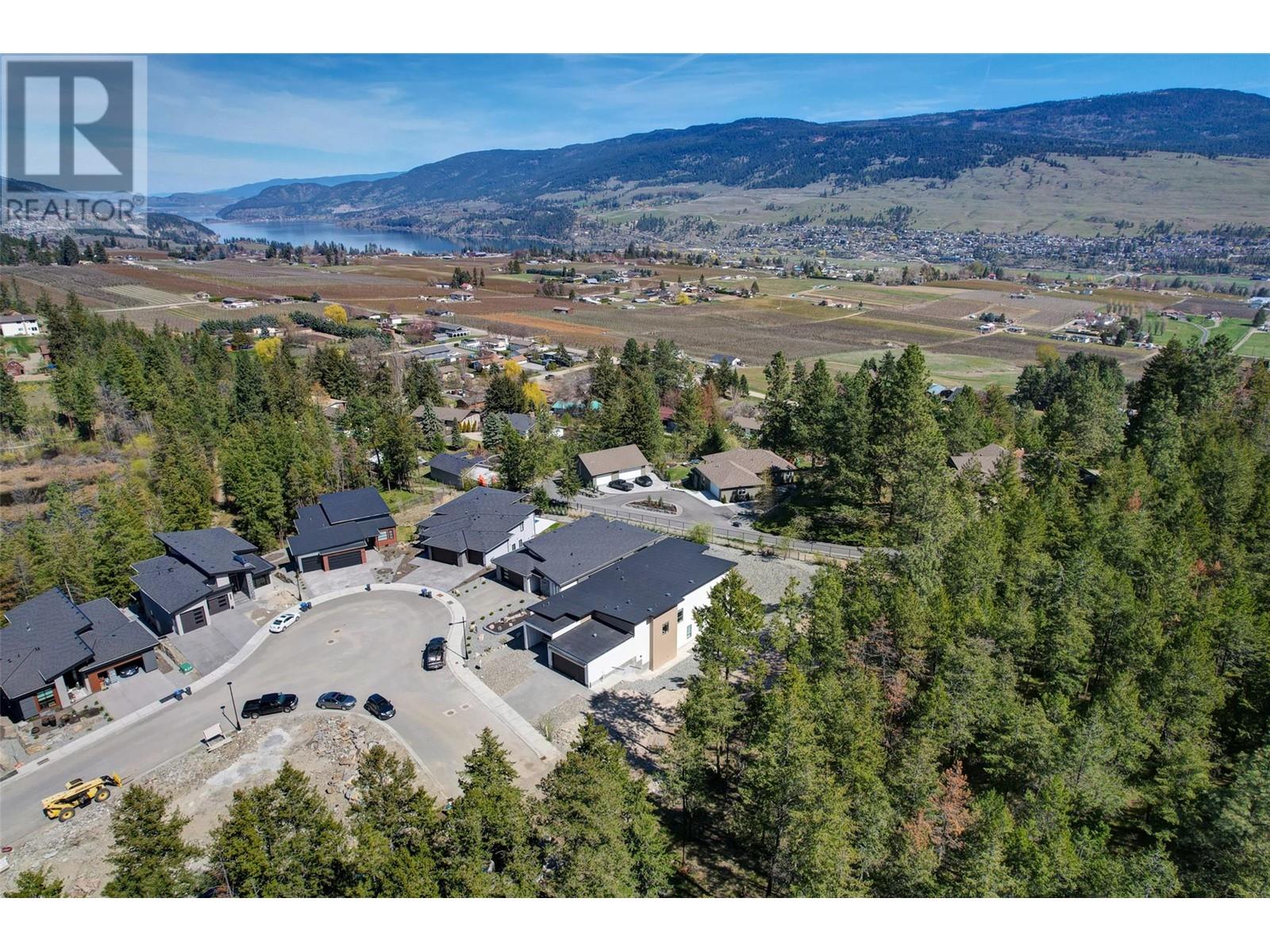 10287 Beacon Hill Drive, Lake Country, British Columbia  V4V 0A9 - Photo 48 - 10327340