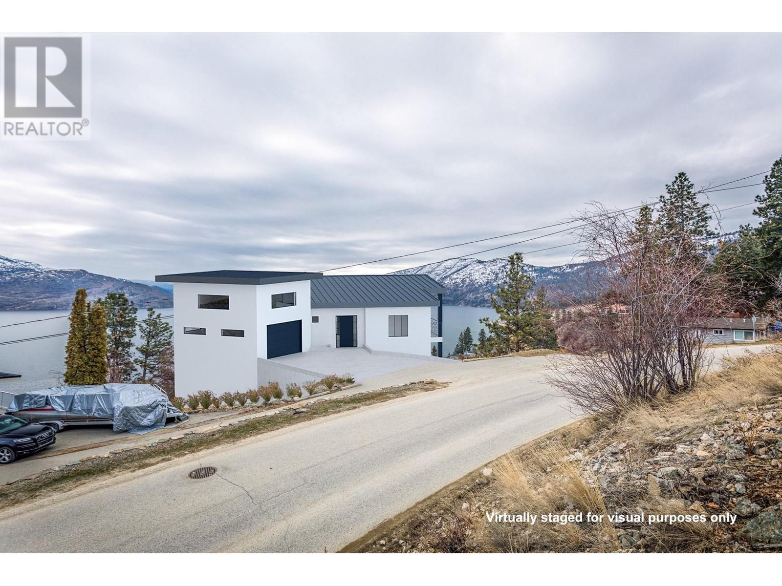 6341 Bulyea Avenue, Peachland, British Columbia  V0H 1X7 - Photo 2 - 10326786