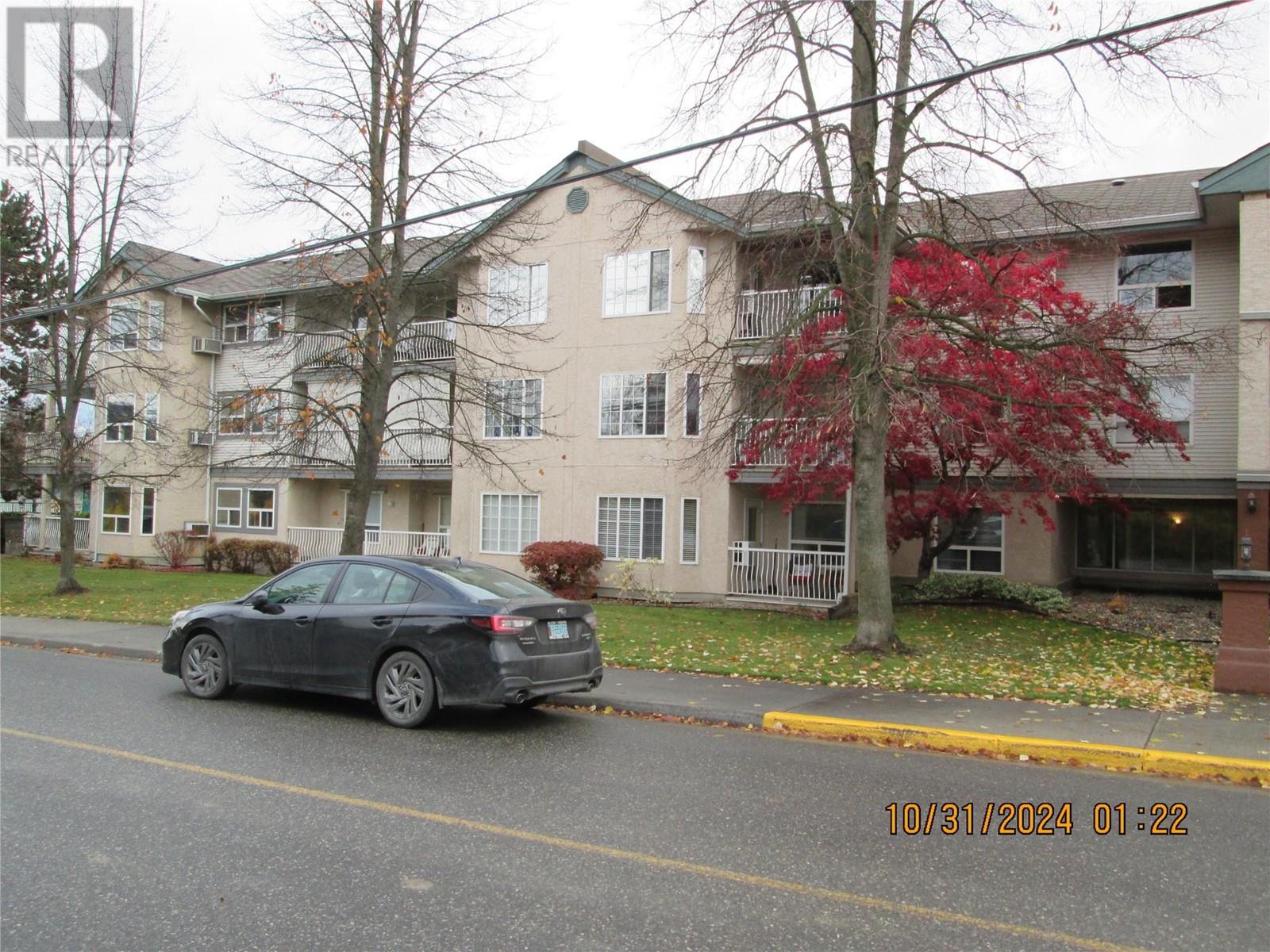 250 5 Street Se Unit# 209 Lot# 61, Salmon Arm, British Columbia  V1E 1J8 - Photo 2 - 10327484